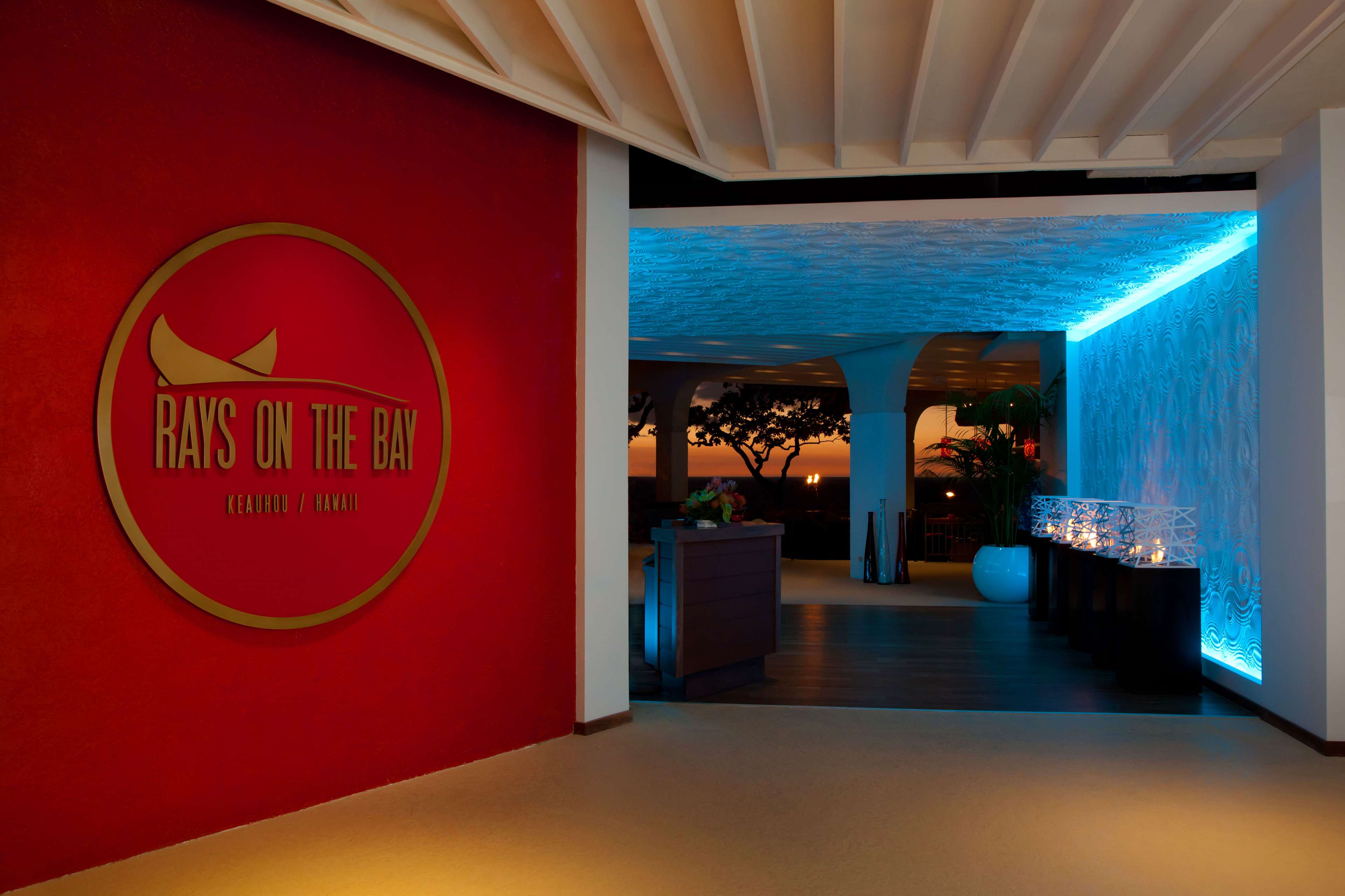 OUTRIGGER Kona Resort & Spa