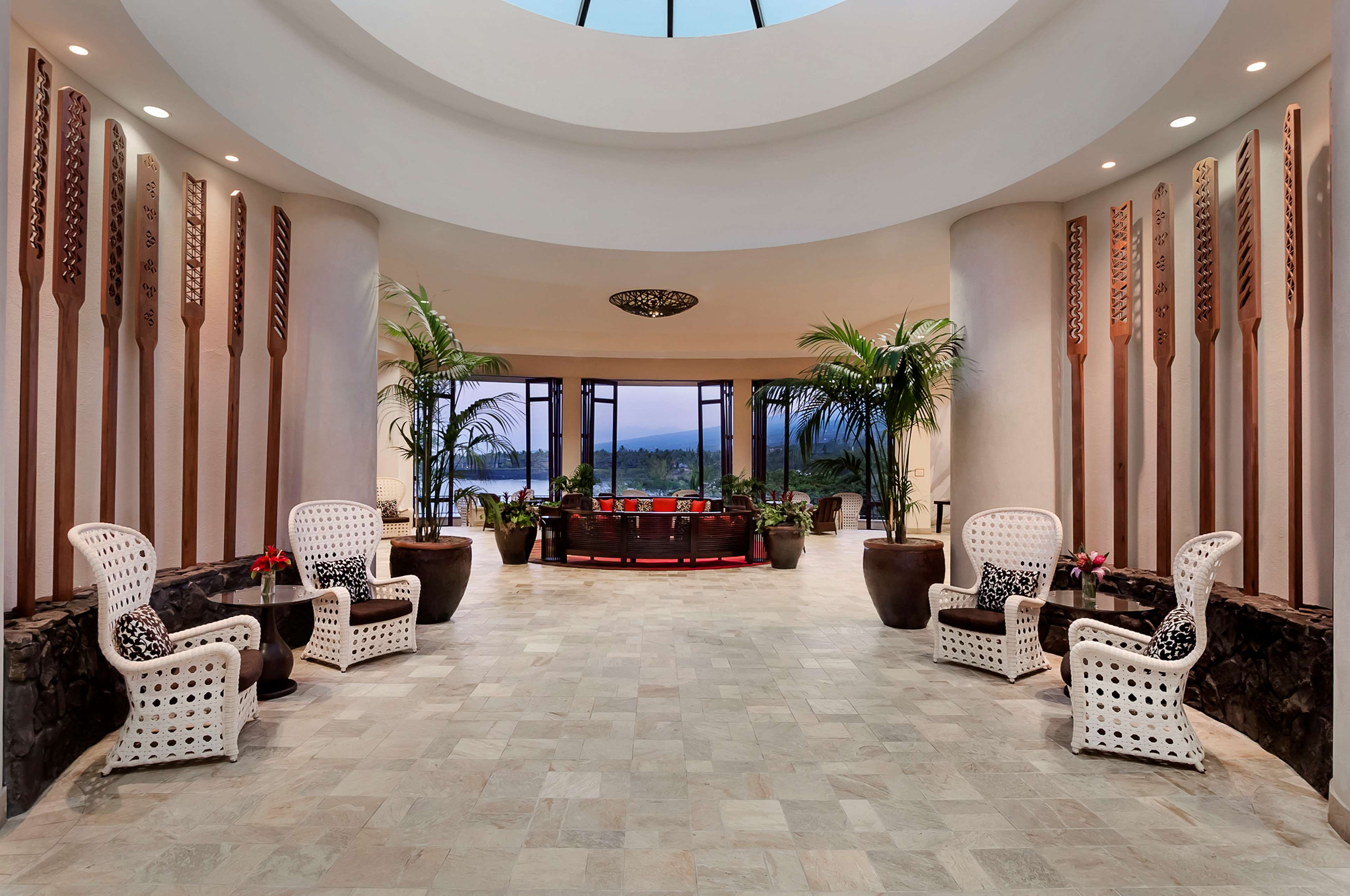 OUTRIGGER Kona Resort & Spa