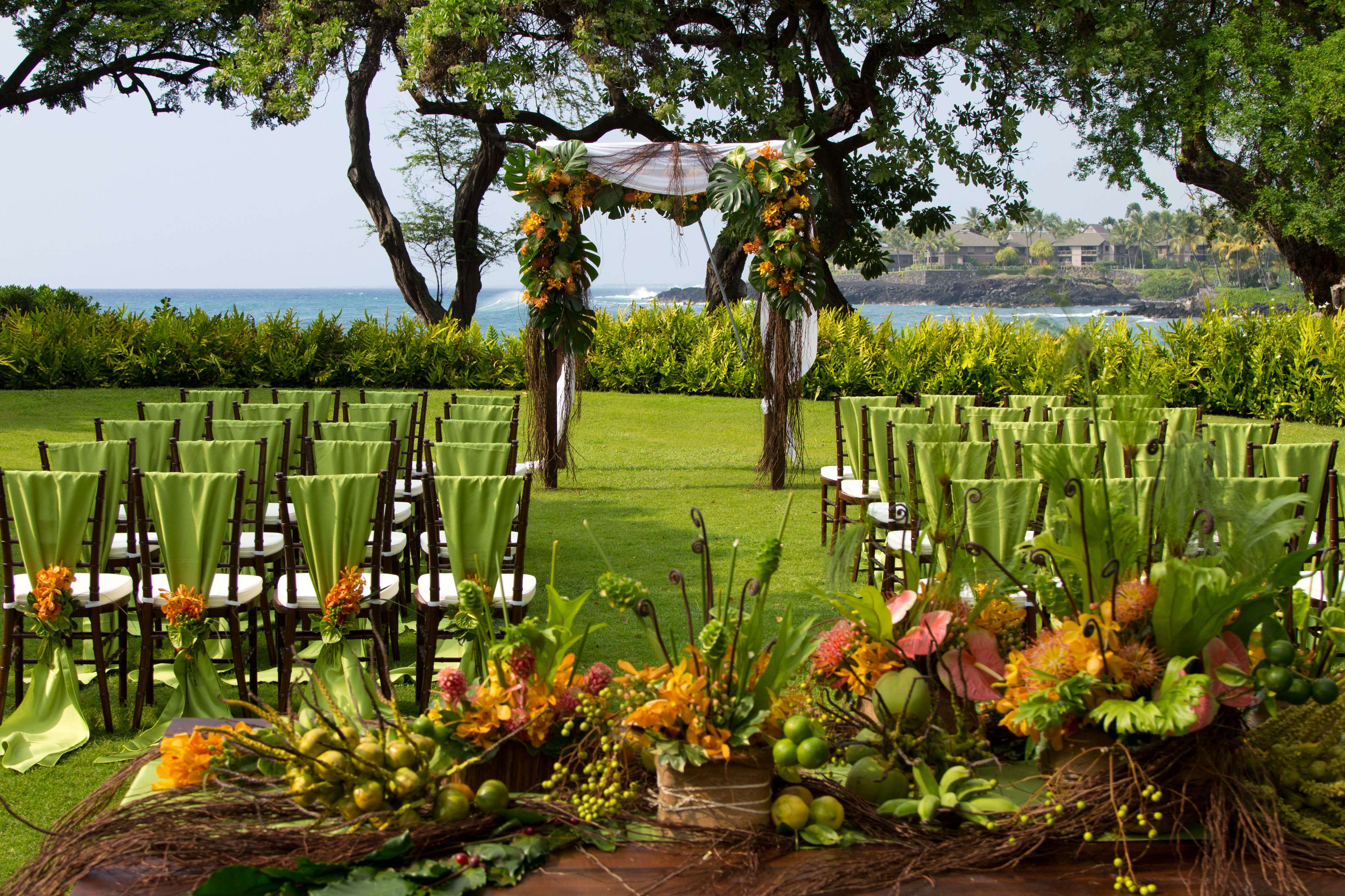 OUTRIGGER Kona Resort & Spa