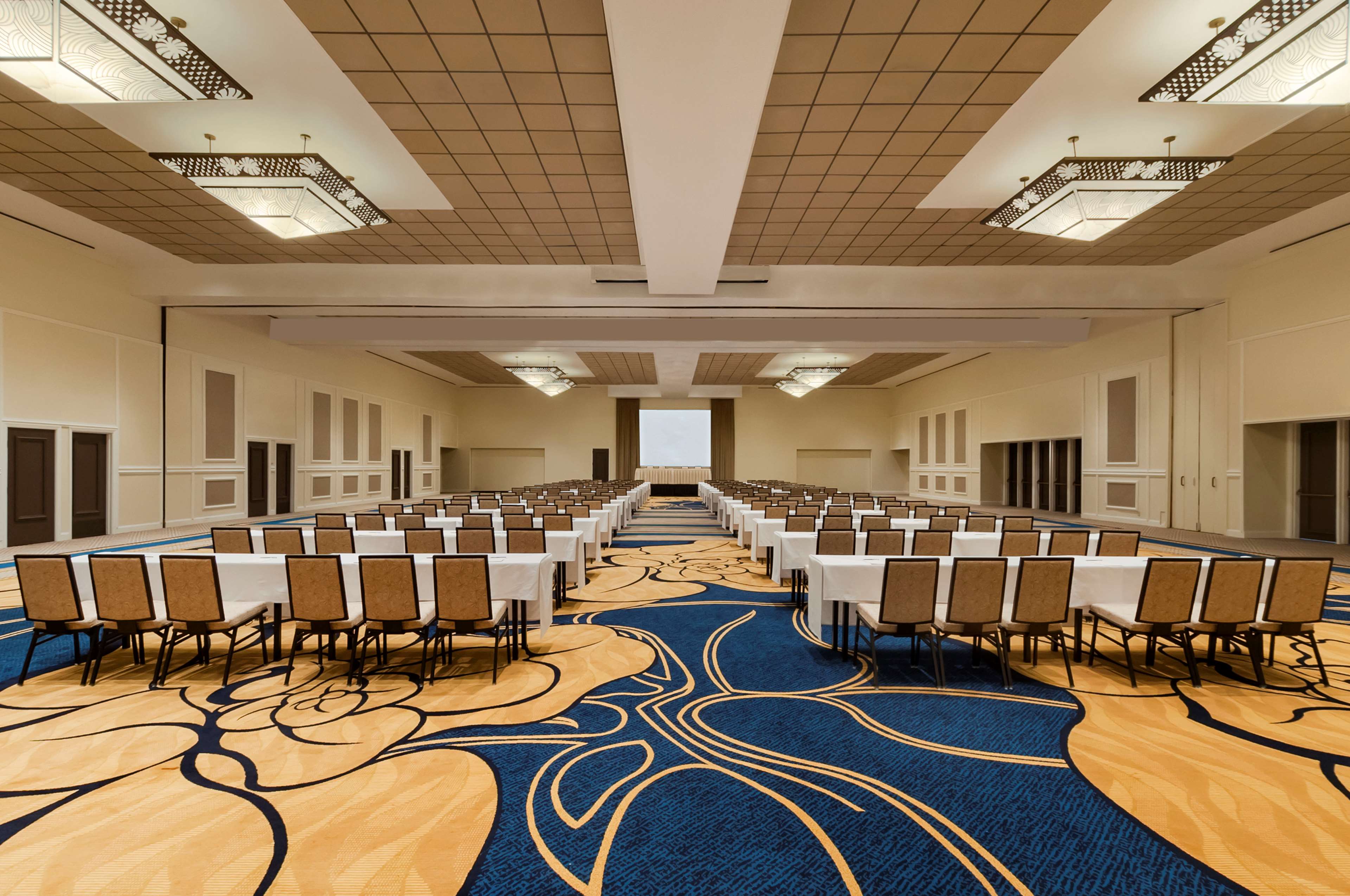 OUTRIGGER Kona Resort & Spa