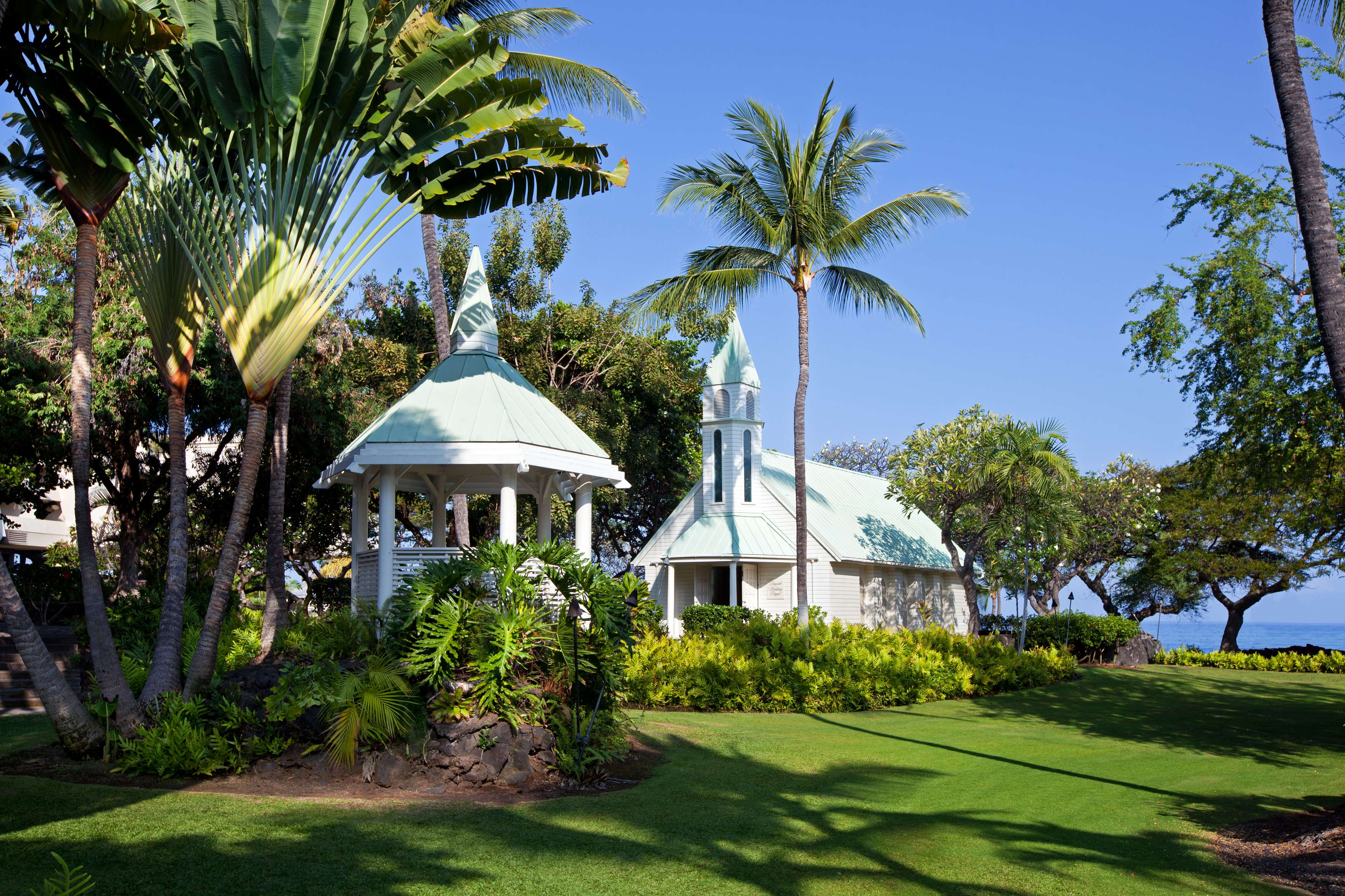 OUTRIGGER Kona Resort & Spa