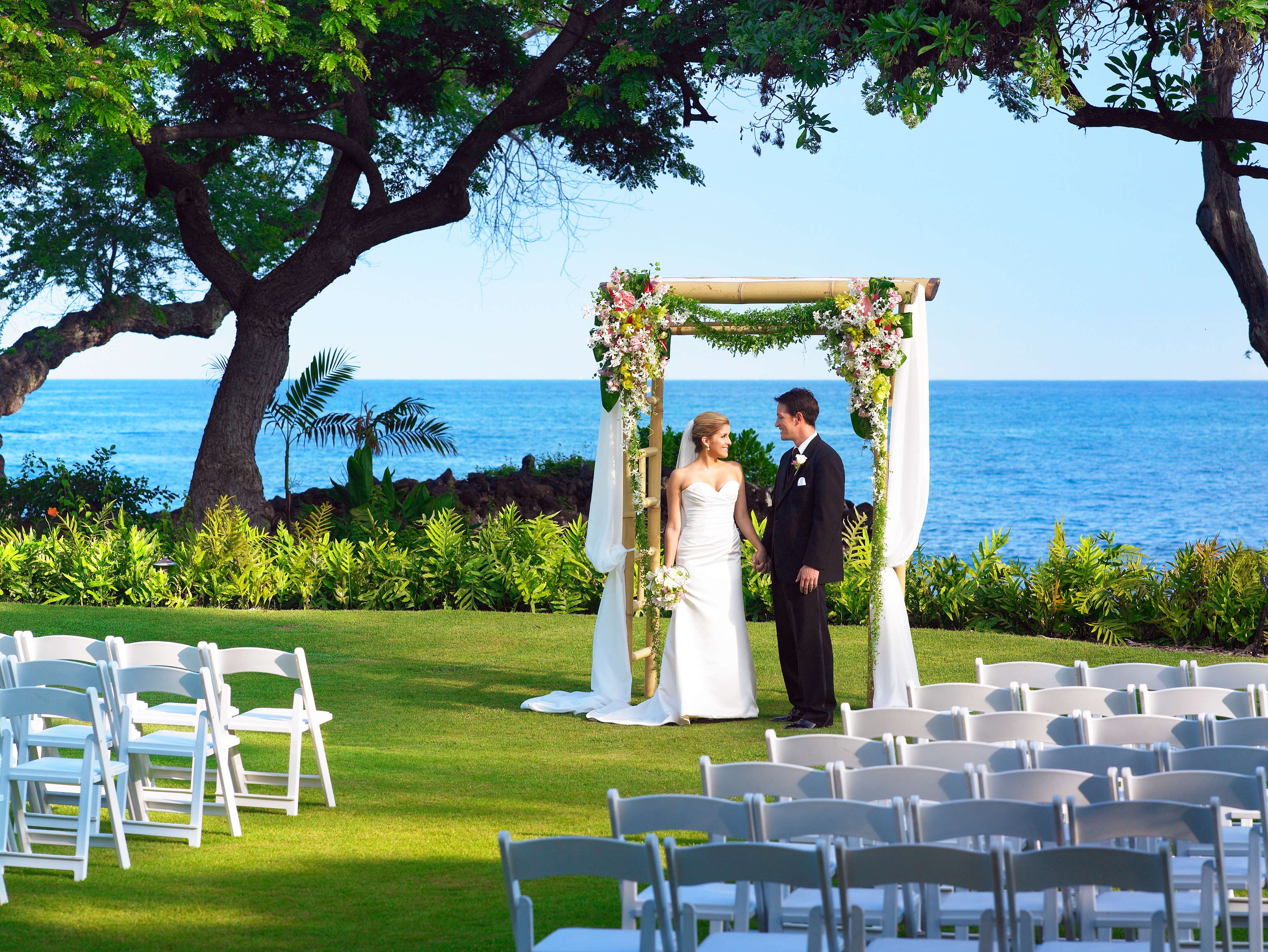 OUTRIGGER Kona Resort & Spa