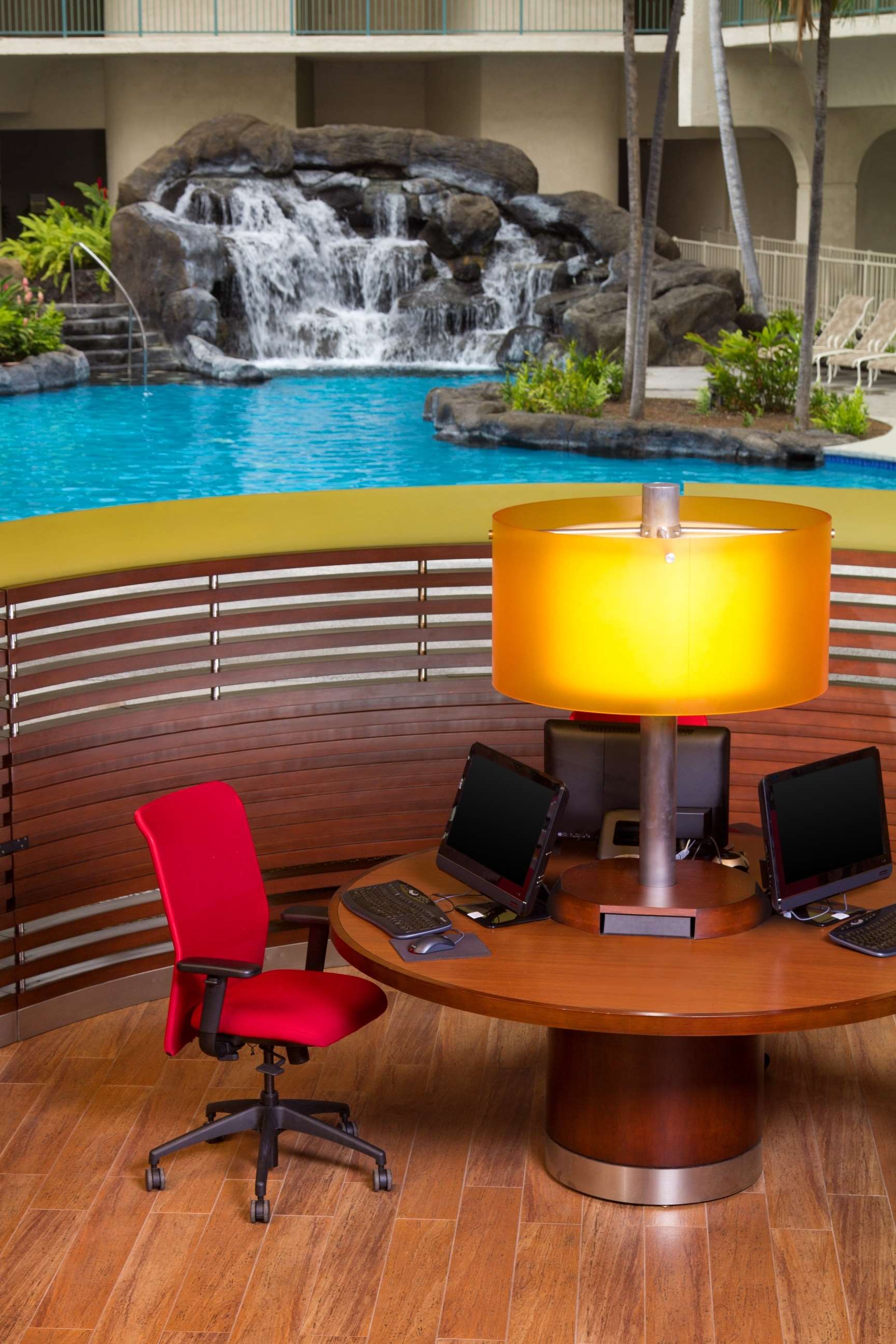 OUTRIGGER Kona Resort & Spa