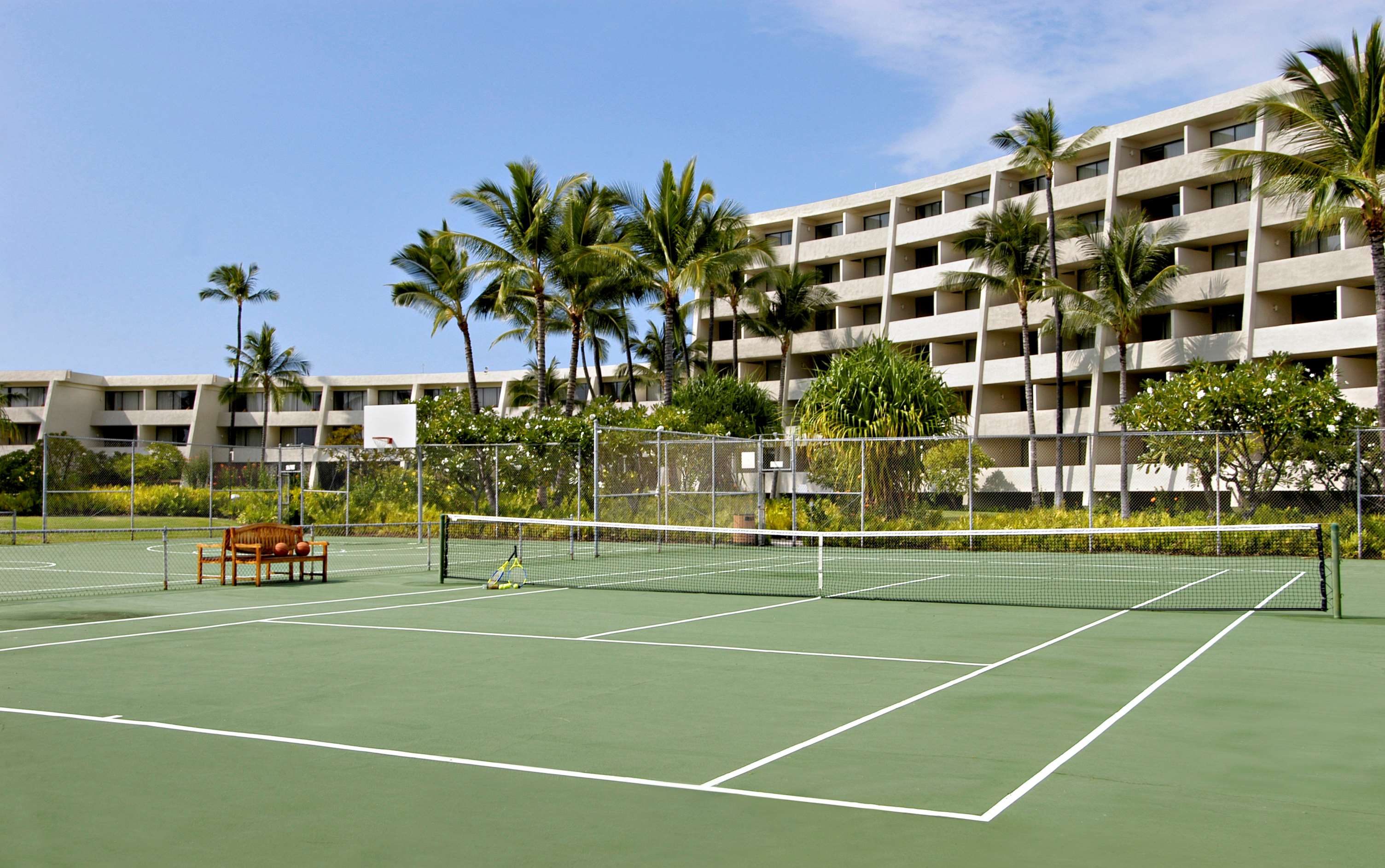 OUTRIGGER Kona Resort & Spa