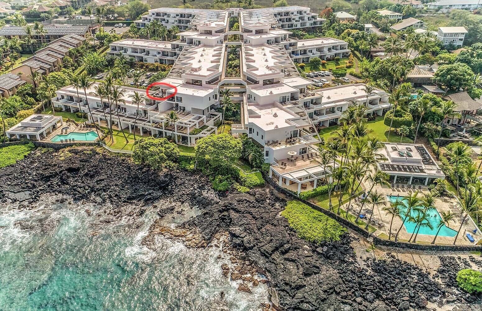 The Royal Sea Cliff Resort