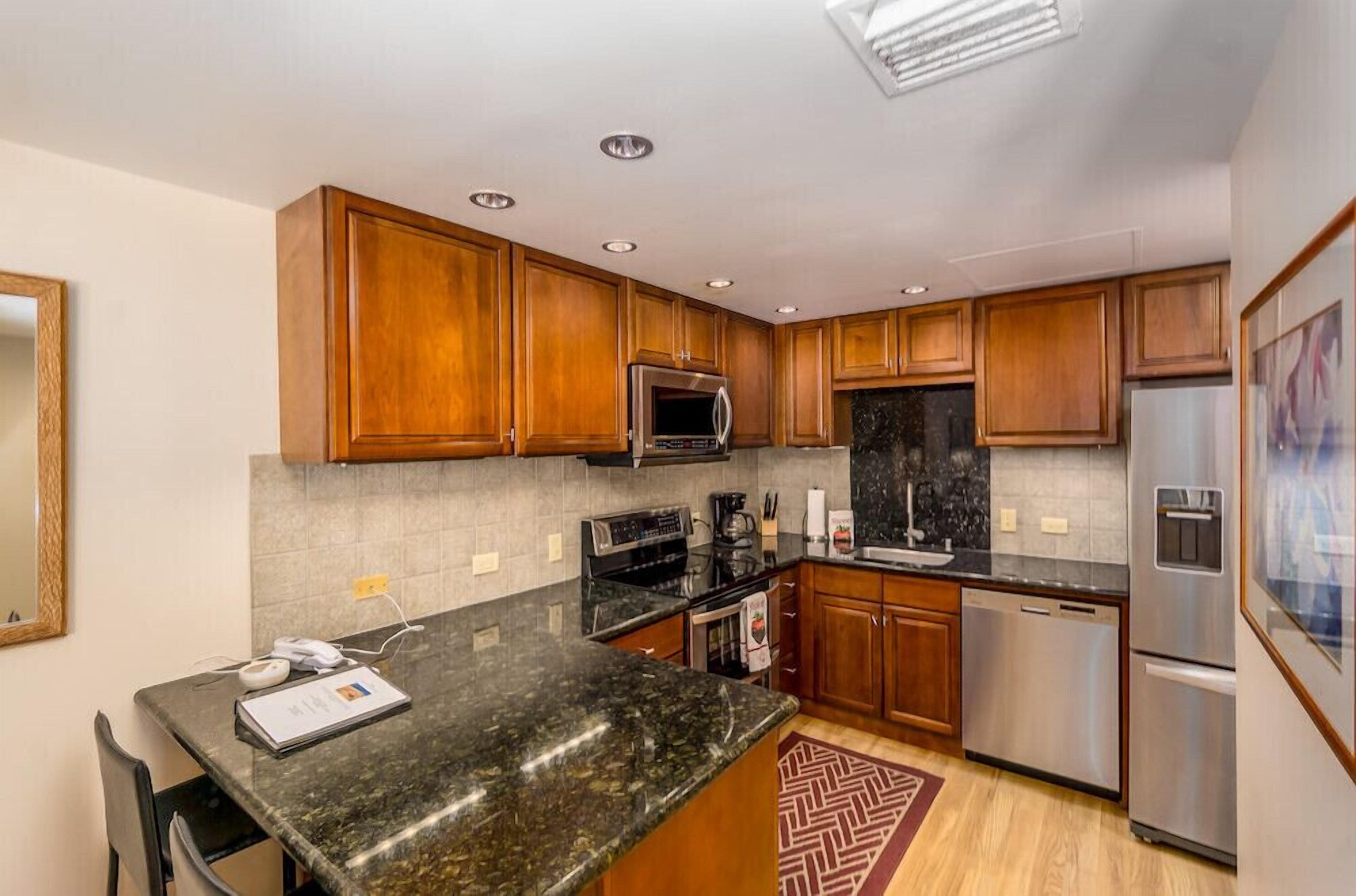 The Royal Sea Cliff Resort