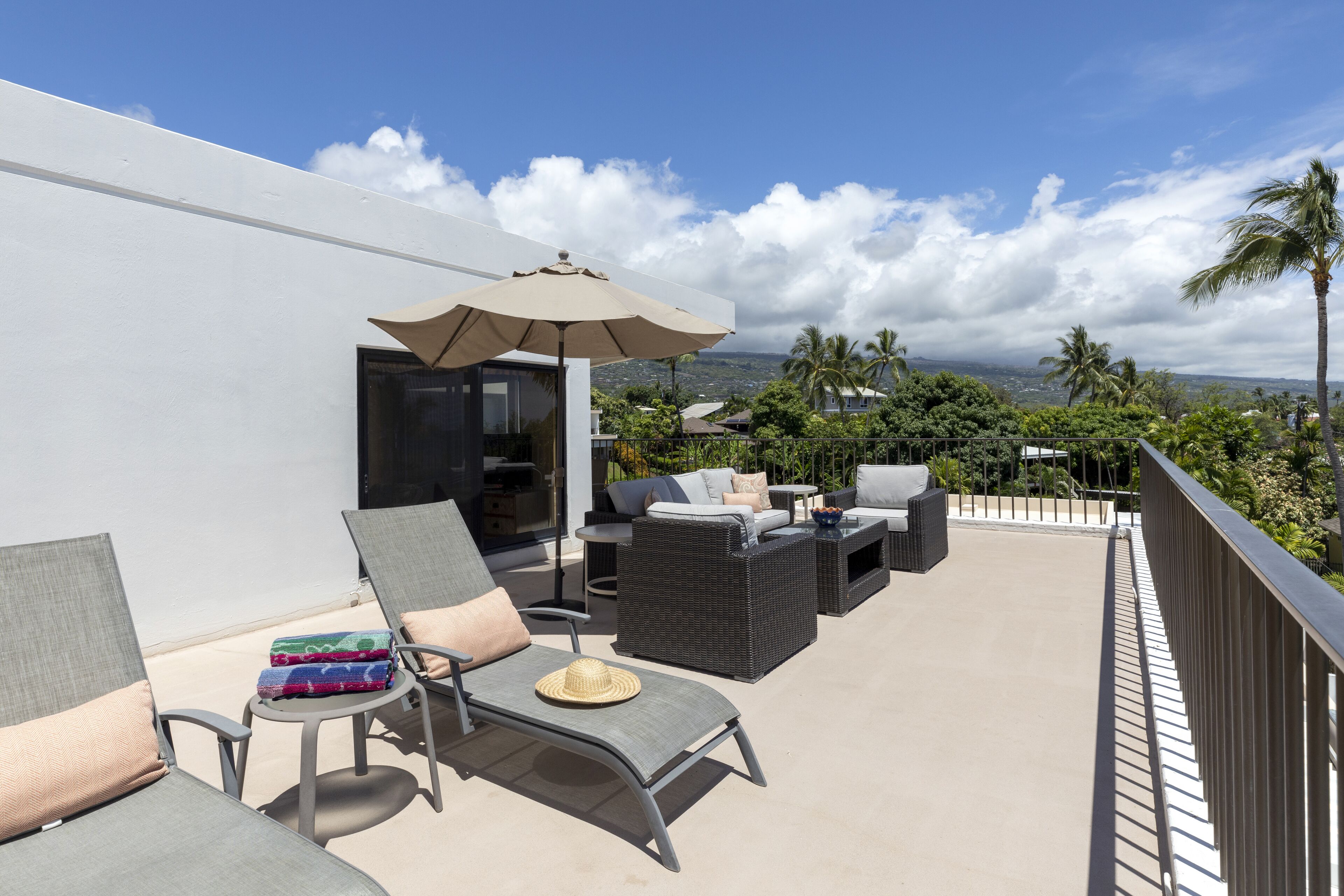 The Royal Sea Cliff Resort