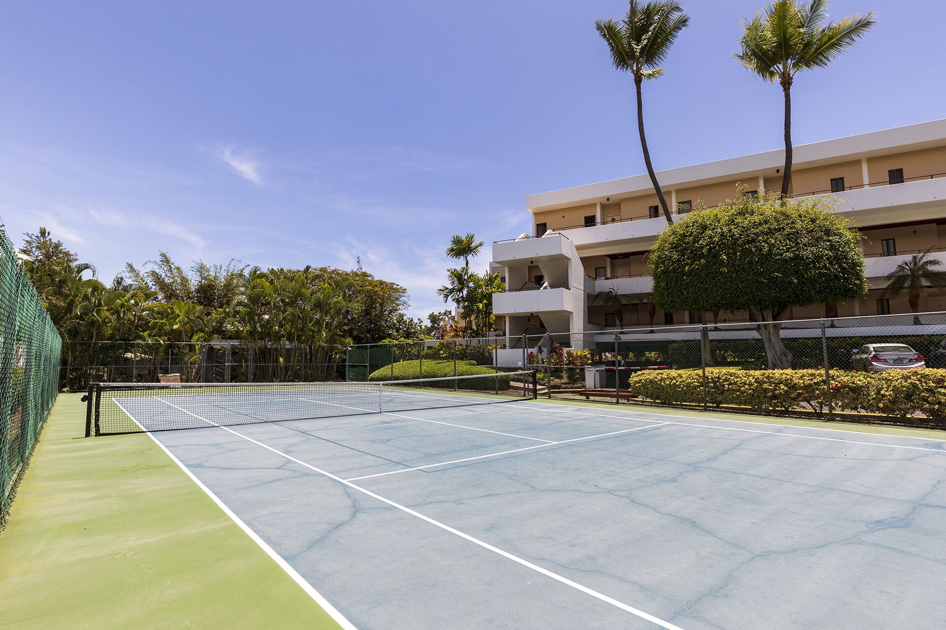 The Royal Sea Cliff Resort