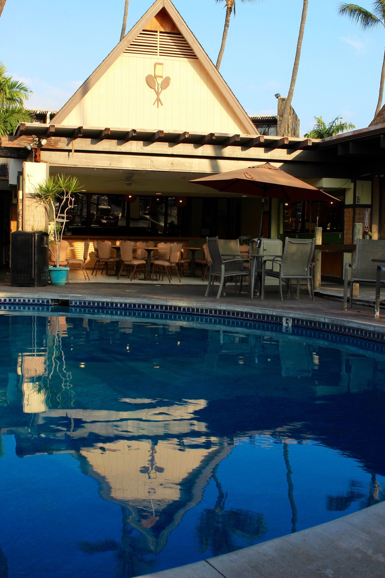 Uncle Billys Kona Bay Hotel