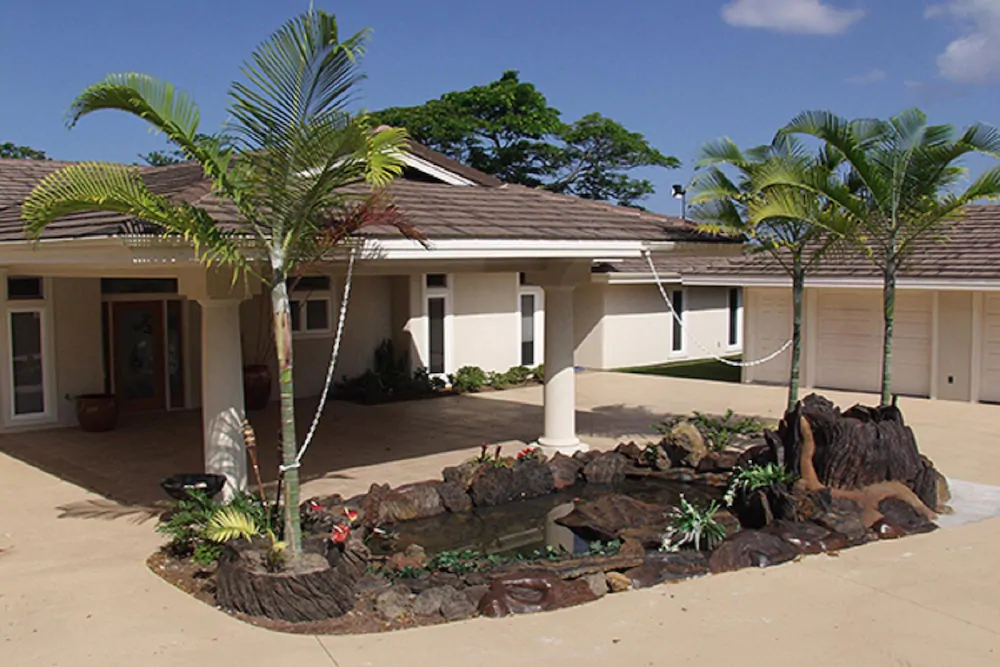 Villa Quatro and Hale Pinao