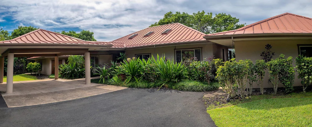 Villa Quatro and Hale Pinao