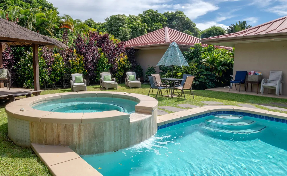 Villa Quatro and Hale Pinao