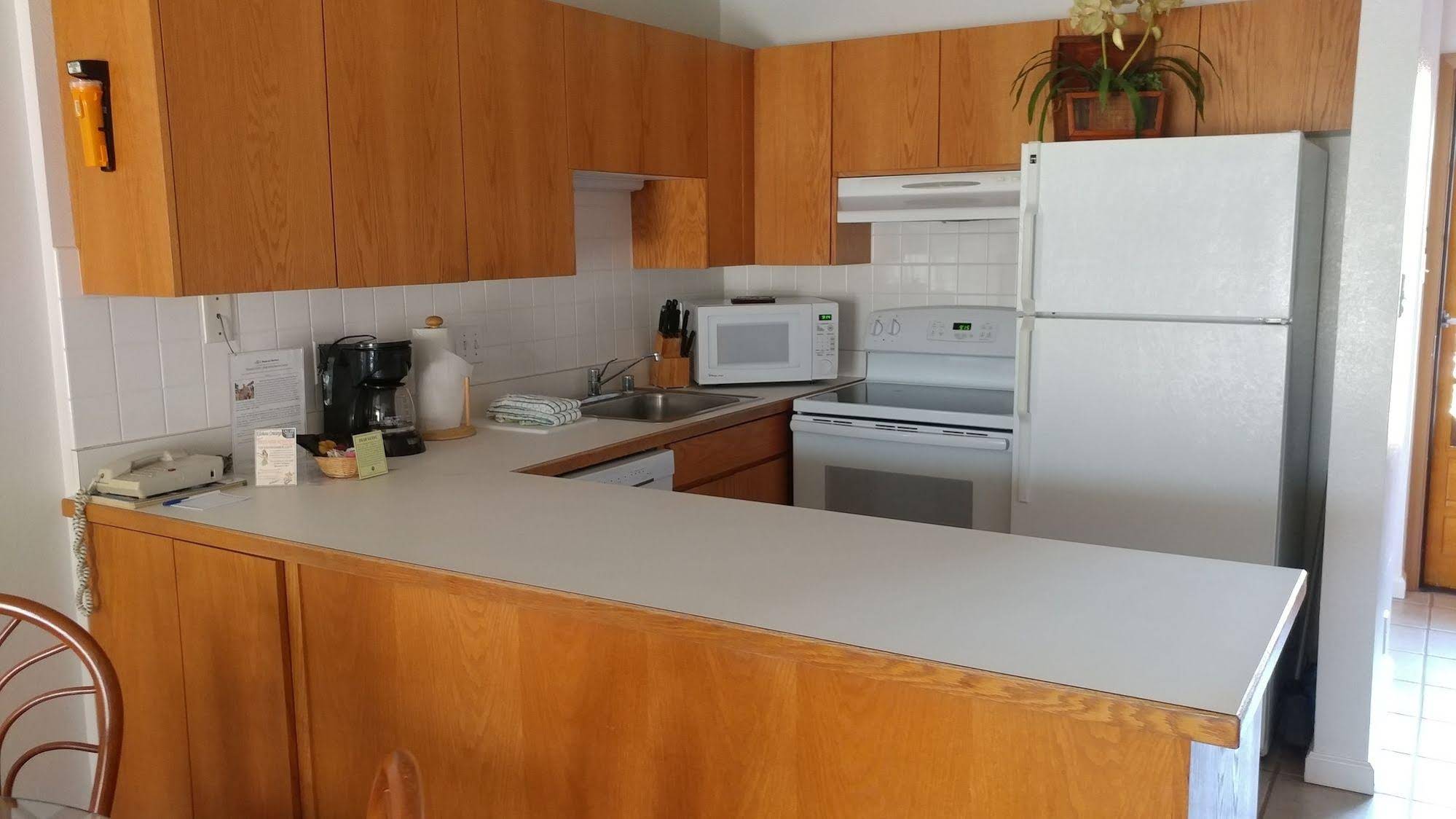 Banyan Harbor Resort