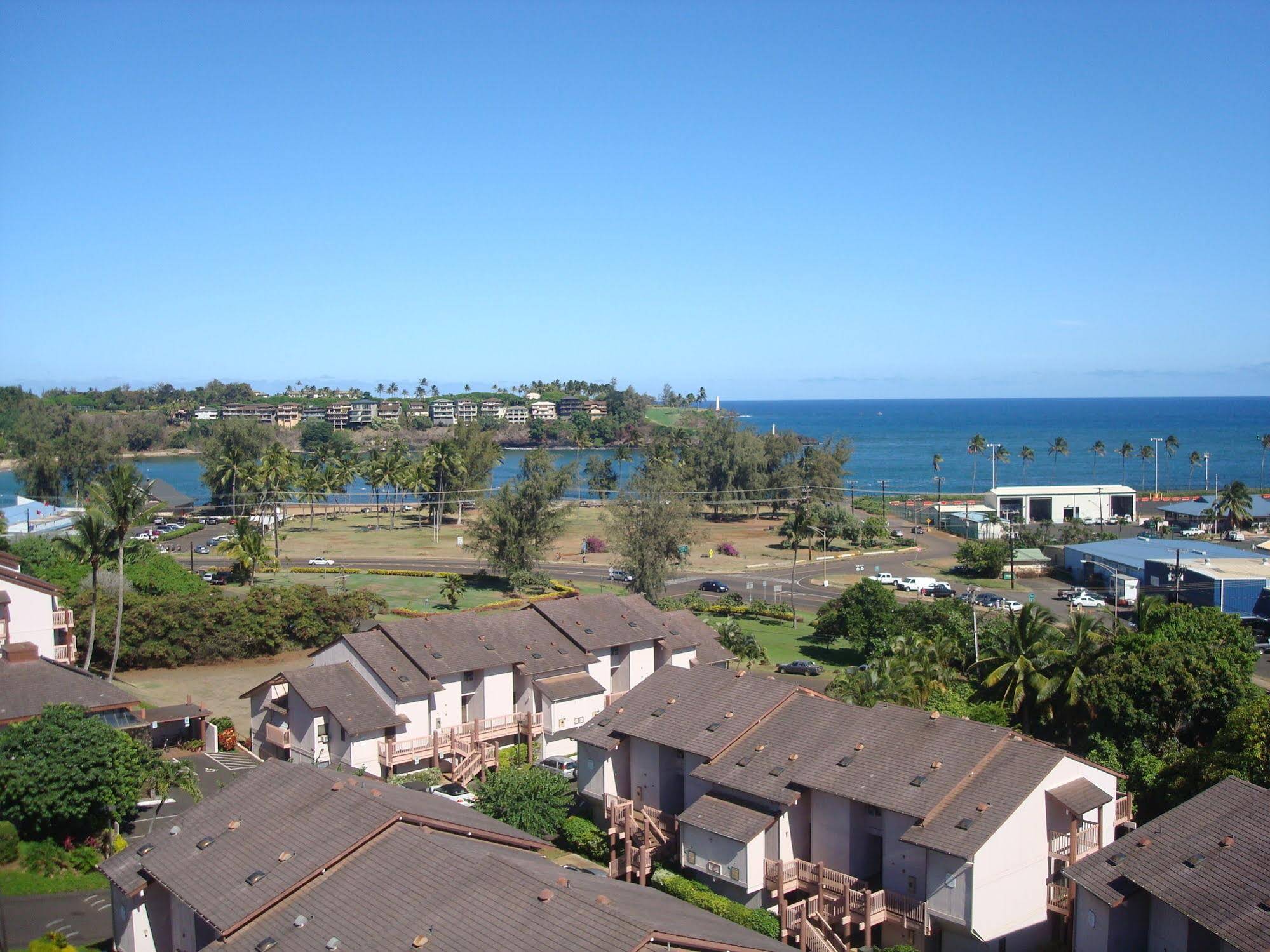 Banyan Harbor Resort