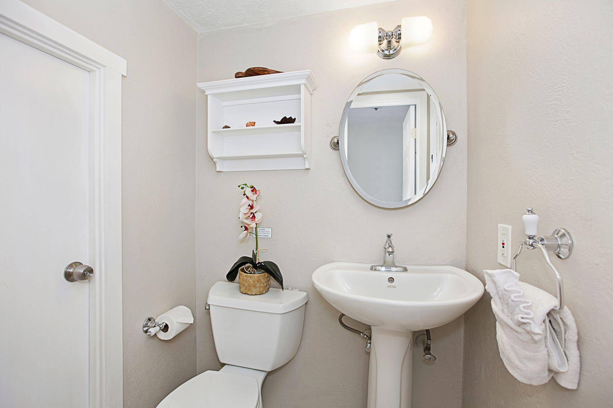 Banyan Harbor Resort