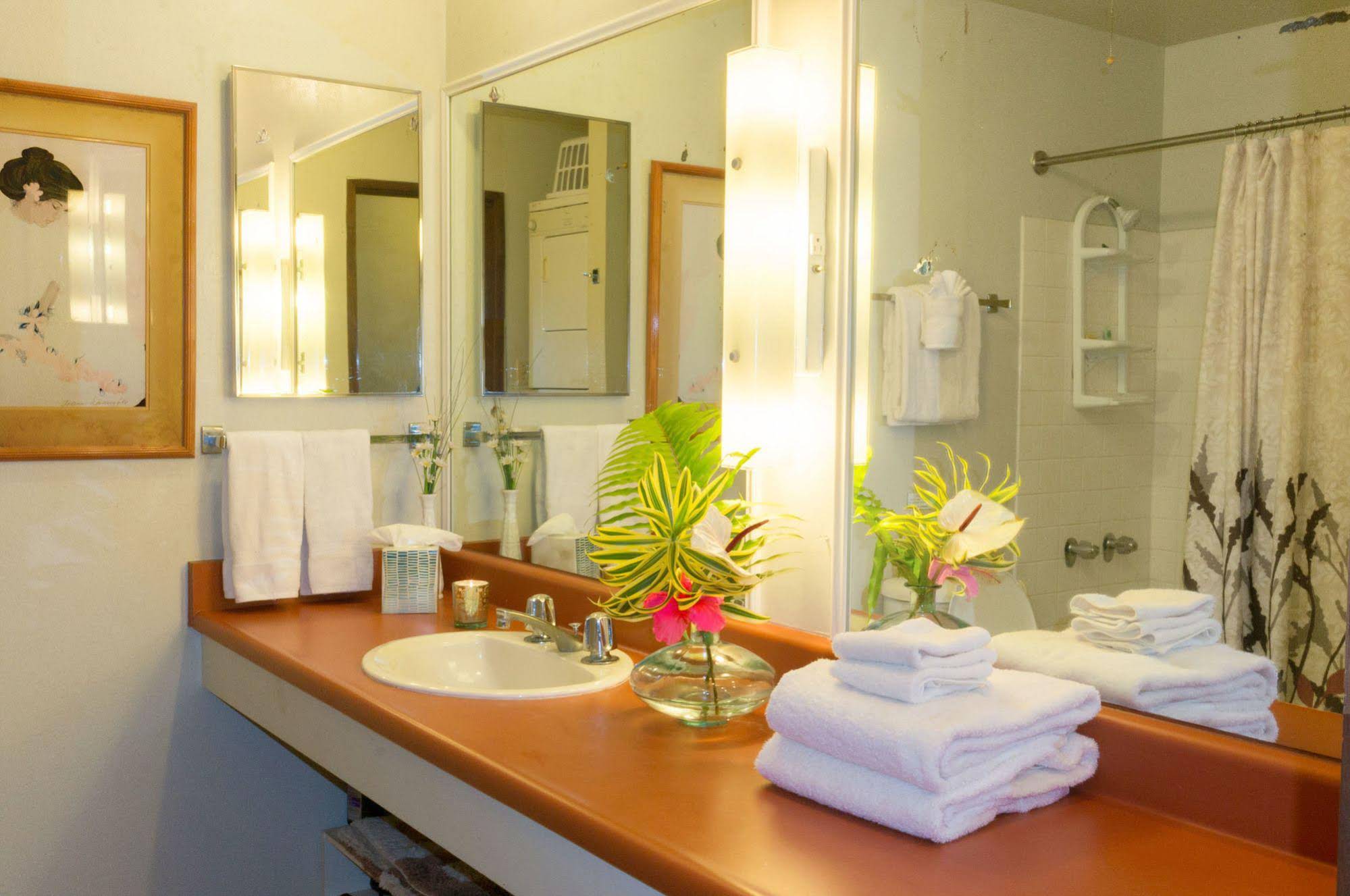 Banyan Harbor Resort