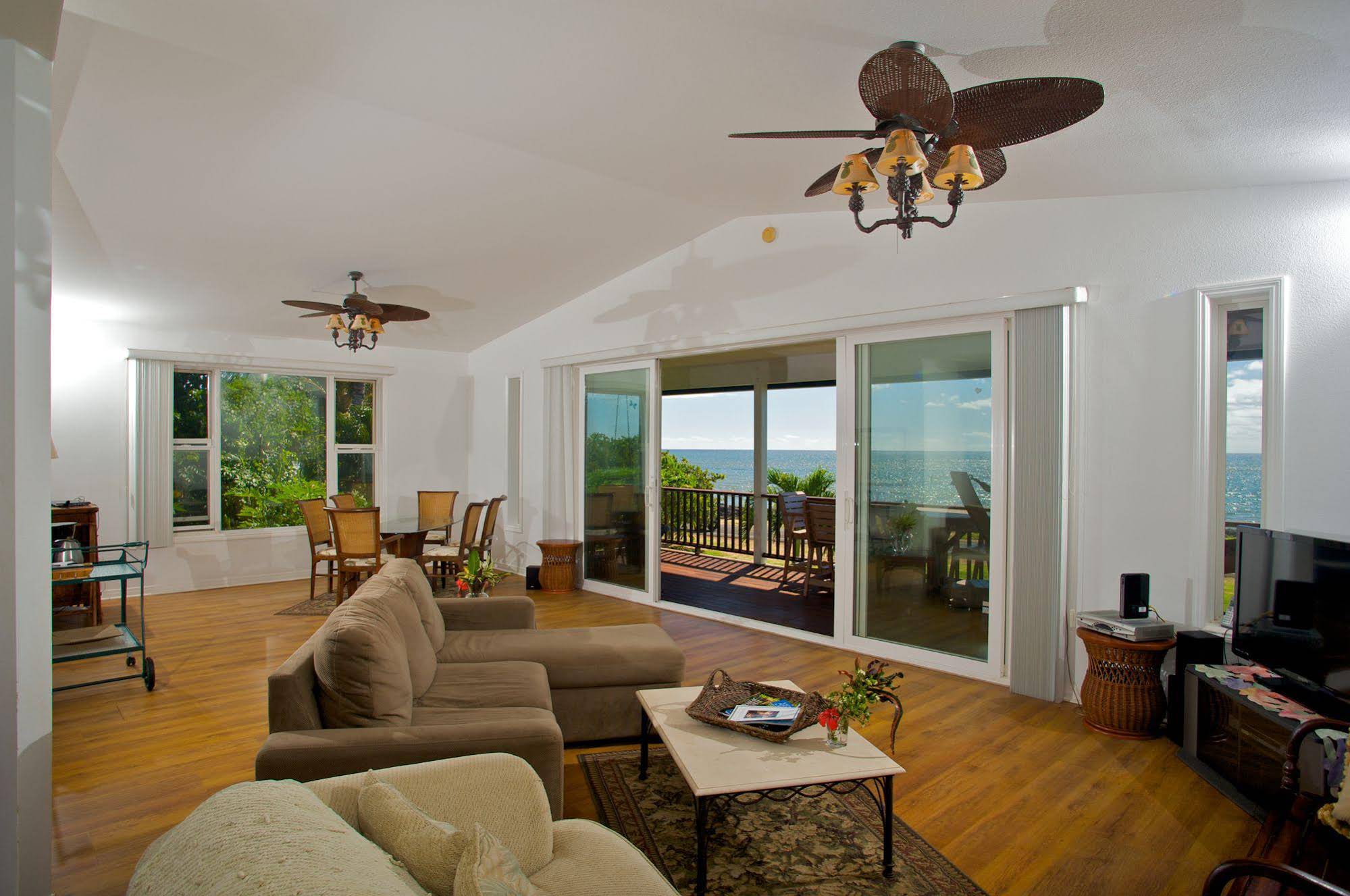 Hale La by West Kauai Lodging