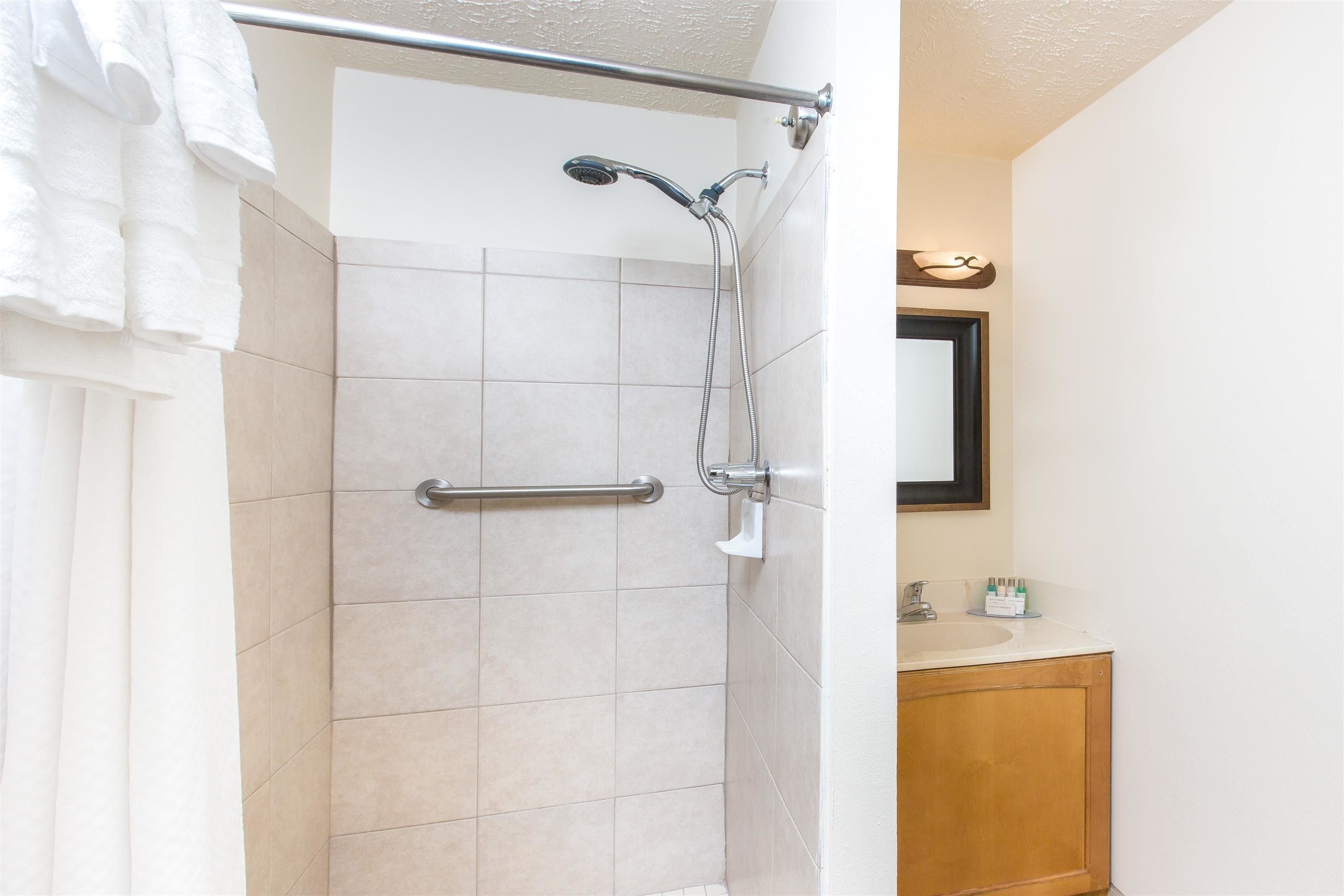 Days Inn by Wyndham Maui Oceanfront