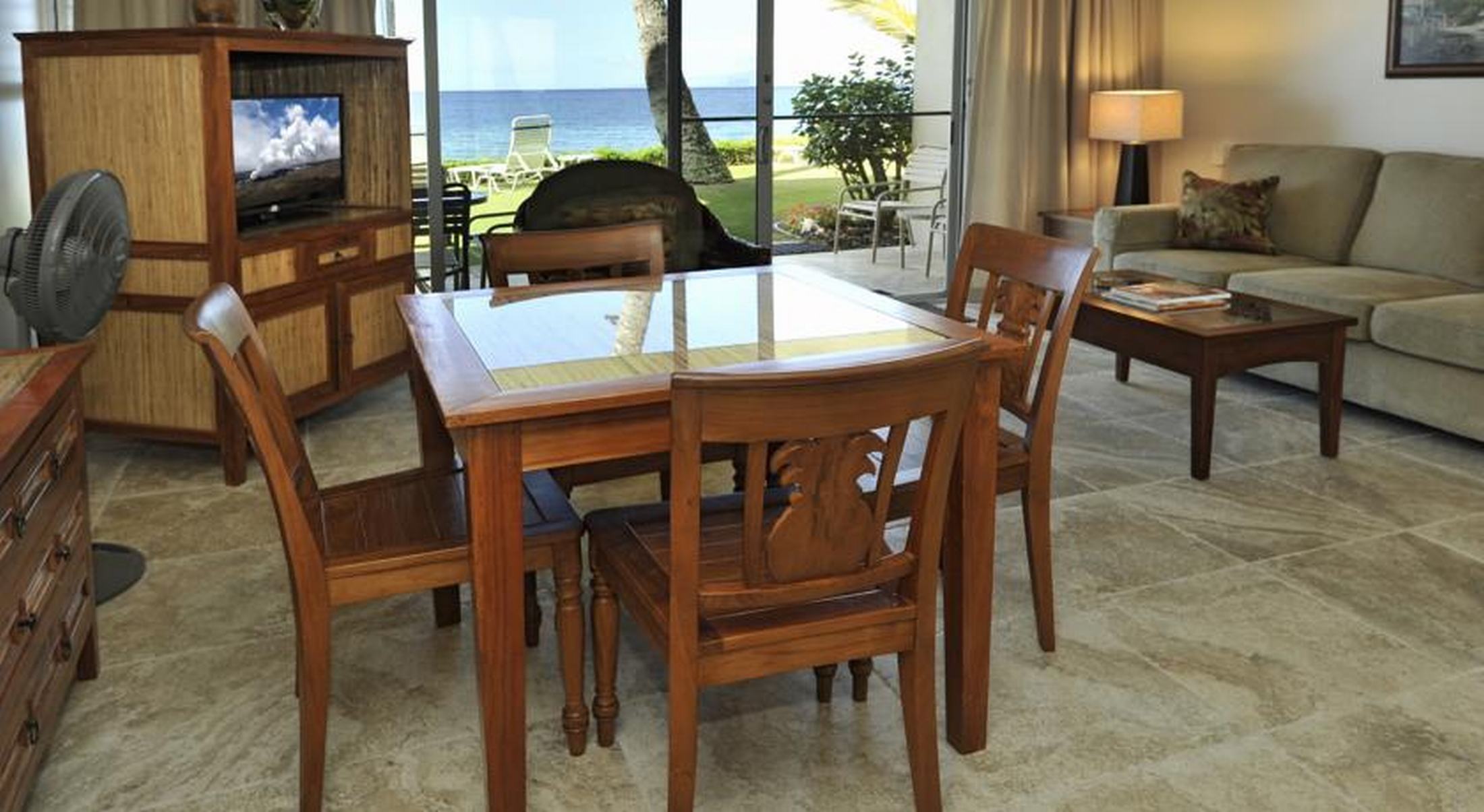 Hale Pau Hana Beach Resort