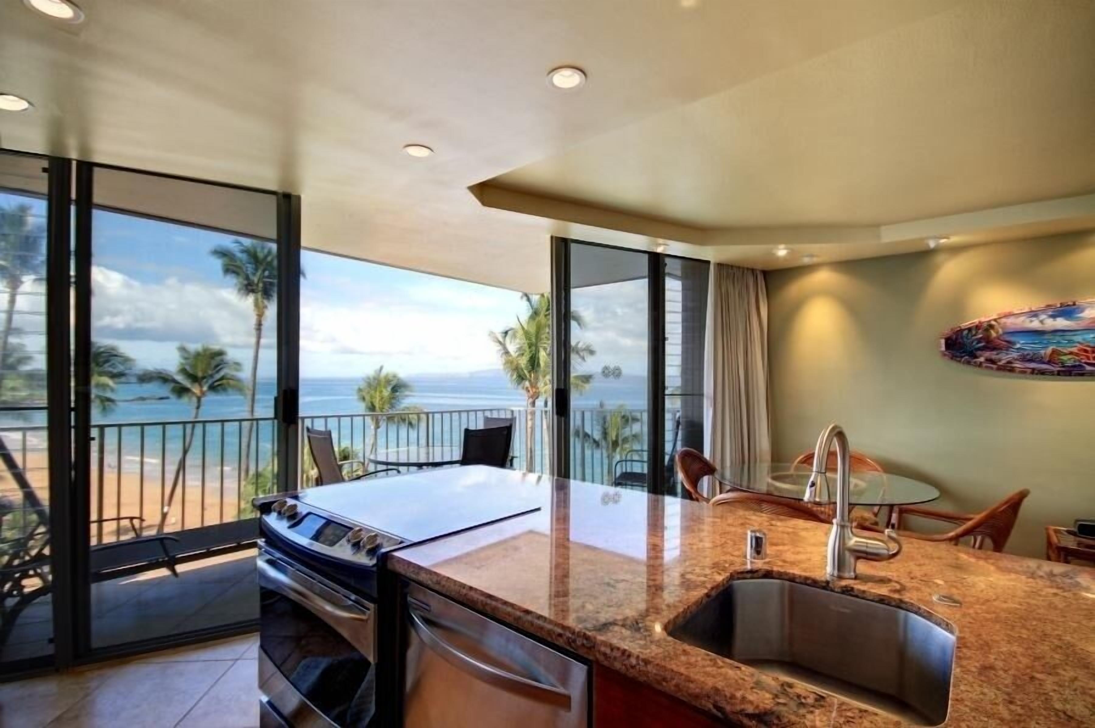 Kamaole Nalu Oceanfront Resort