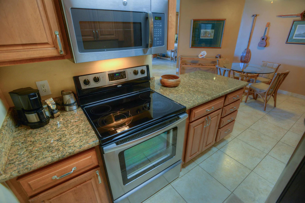 Kauhale Makai by Vacation Rental Pros