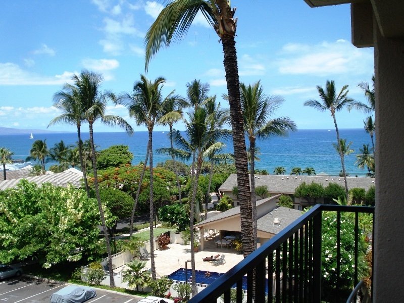 Kihei Akahi