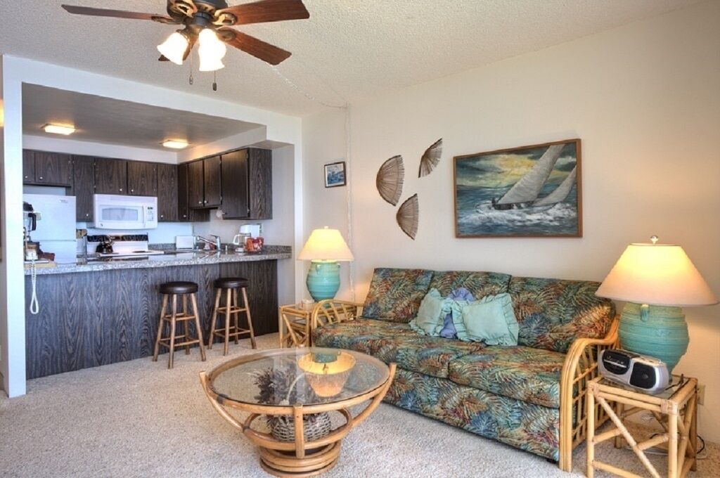 Maalaea Kai by RedAwning