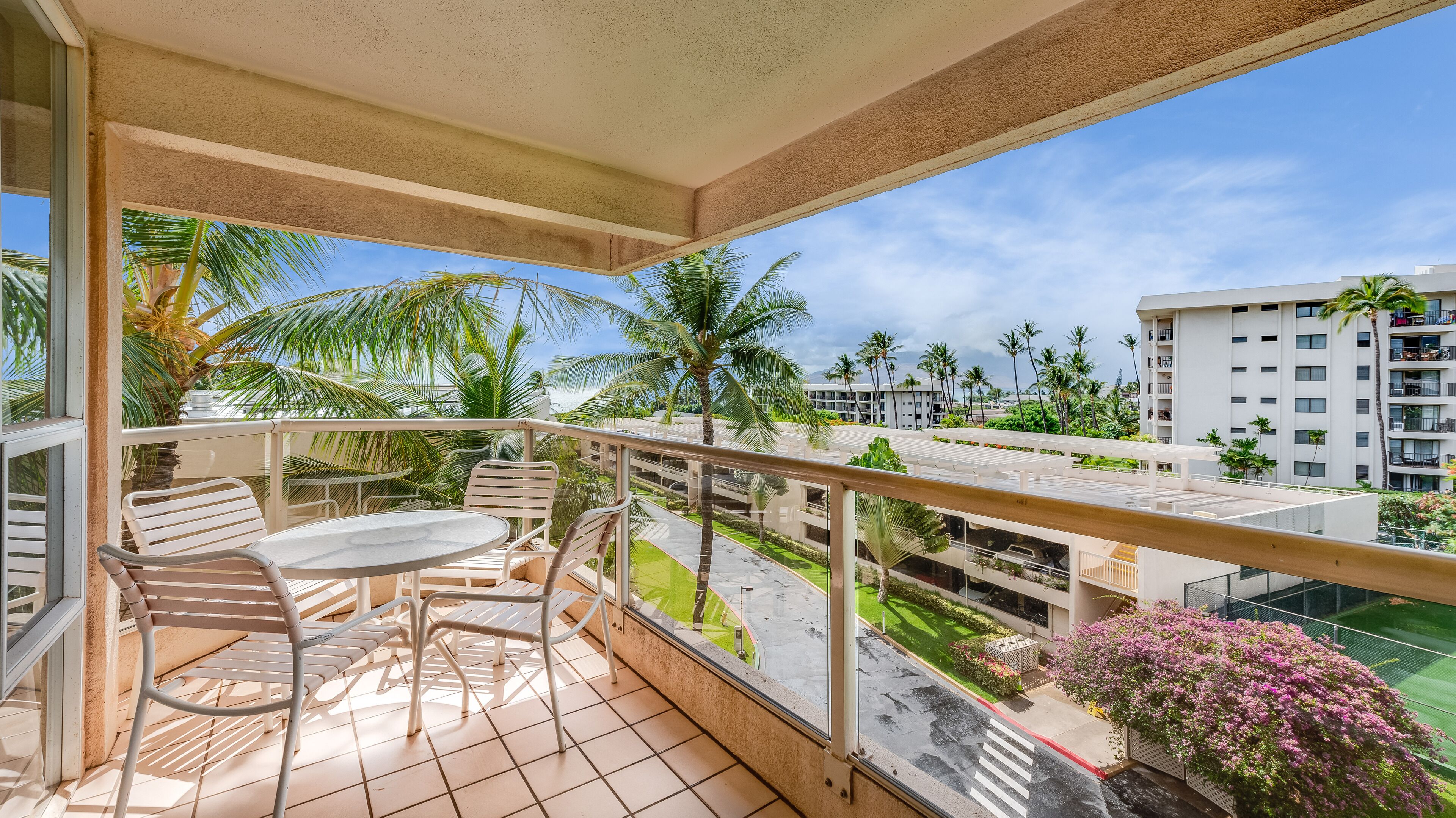 Maui Banyan by Castle Resorts & Hotels