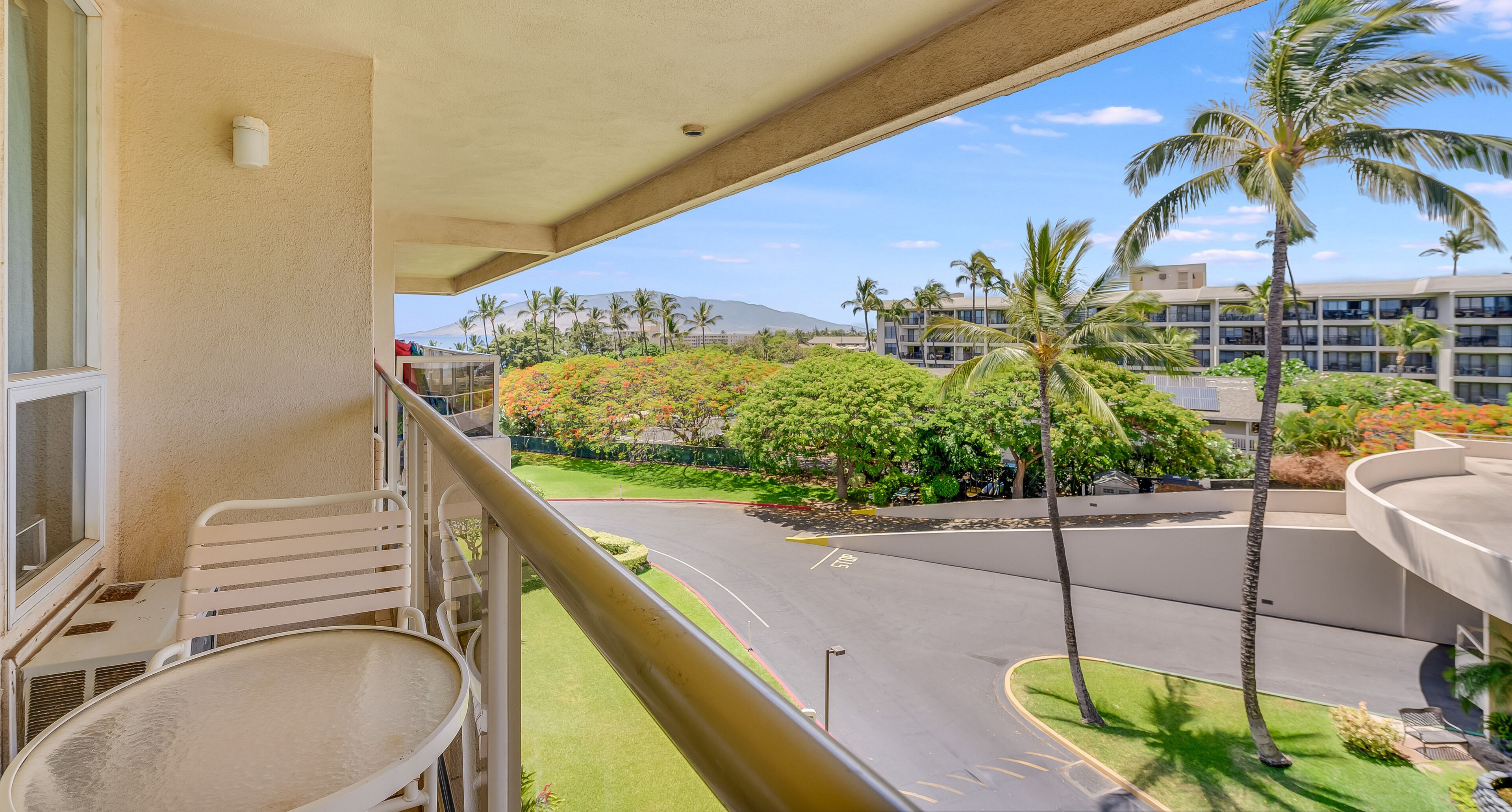 Maui Banyan by Castle Resorts & Hotels