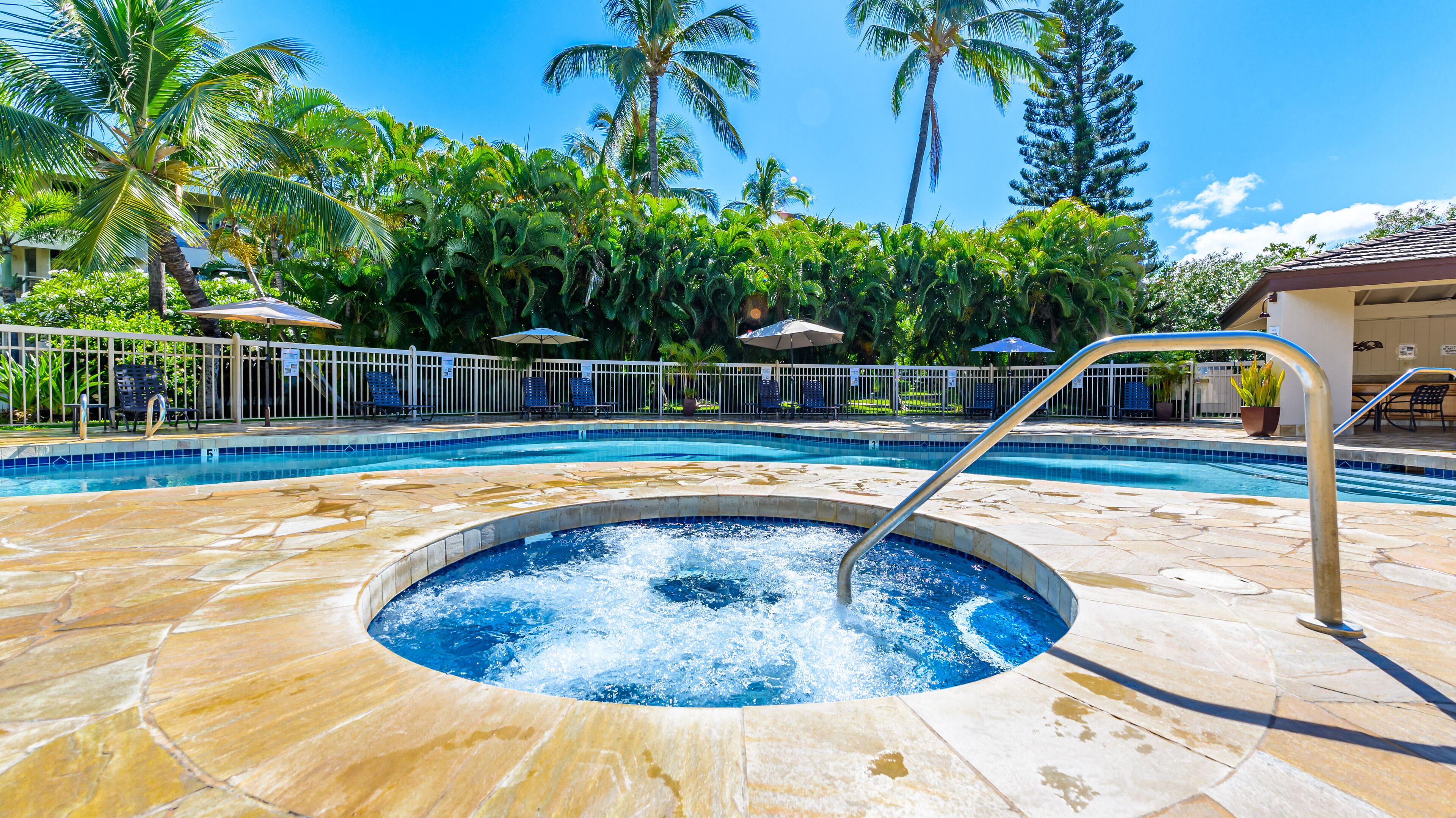 Maui Banyan by Castle Resorts & Hotels