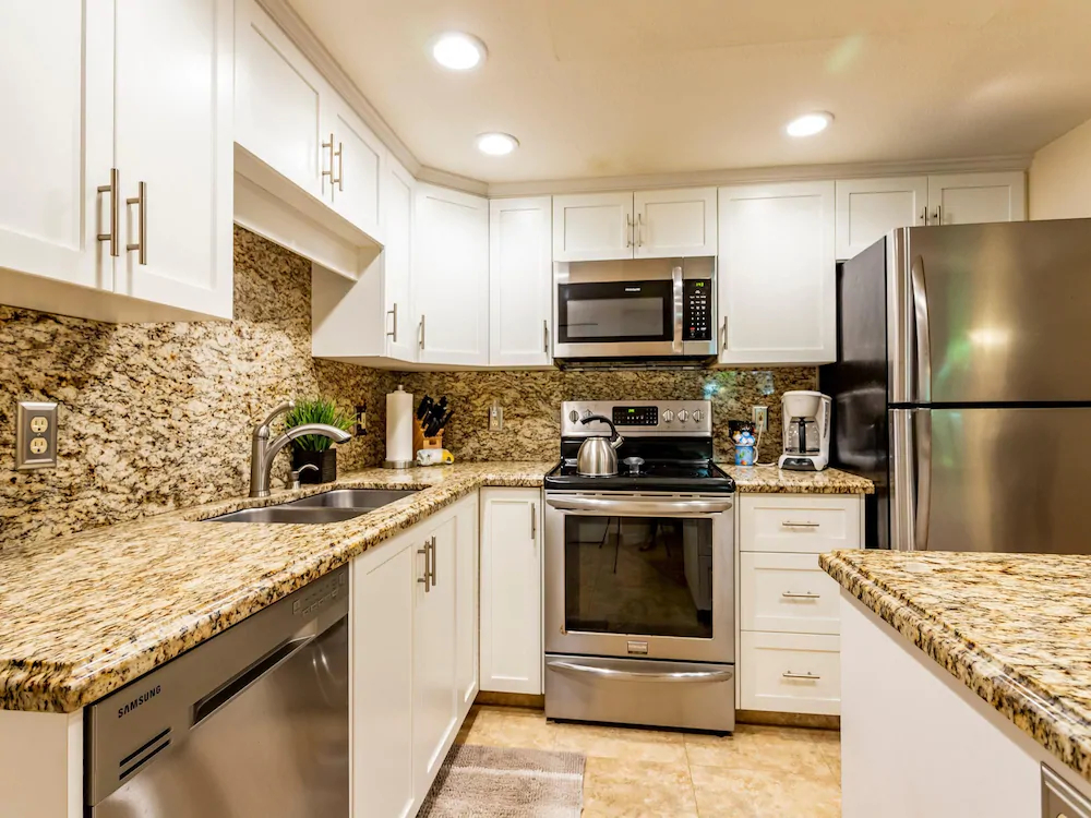 Maui Banyan by Vacation Rental Pros