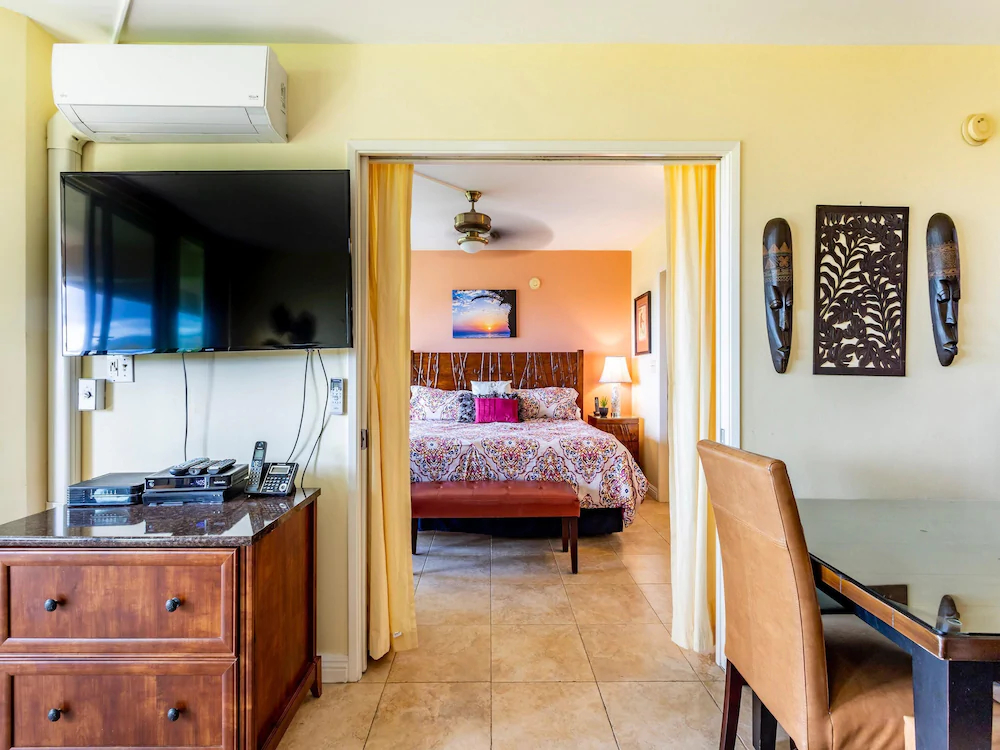 Maui Banyan by Vacation Rental Pros