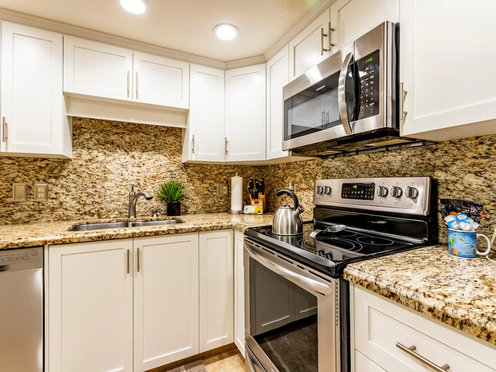 Maui Banyan by Vacation Rental Pros