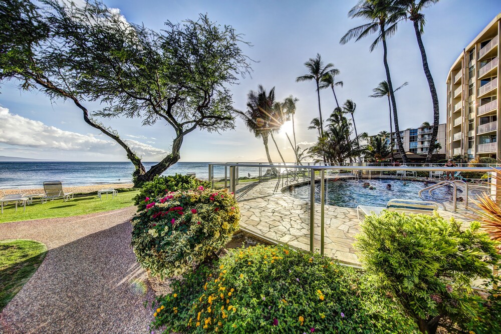 Royal Mauian by Vacation Rental Pros