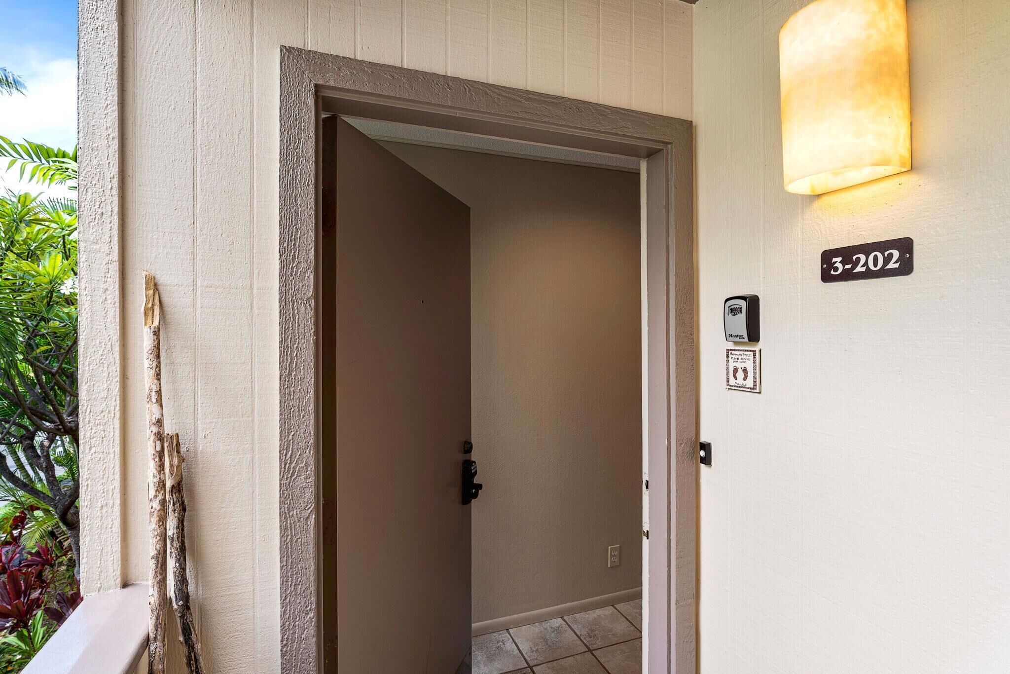 Kona Surf & Racquet Club