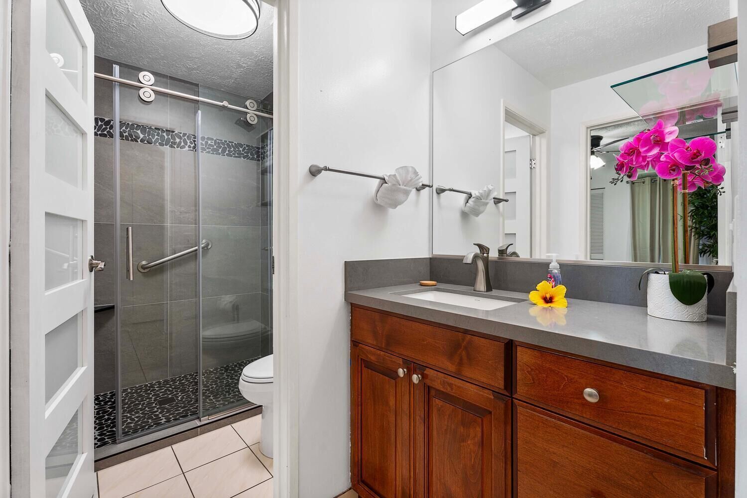 Kona Surf & Racquet Club