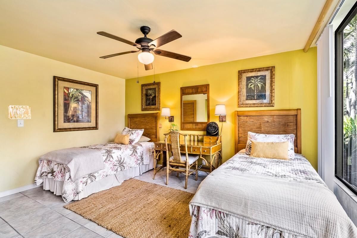 Kona Surf & Racquet Club