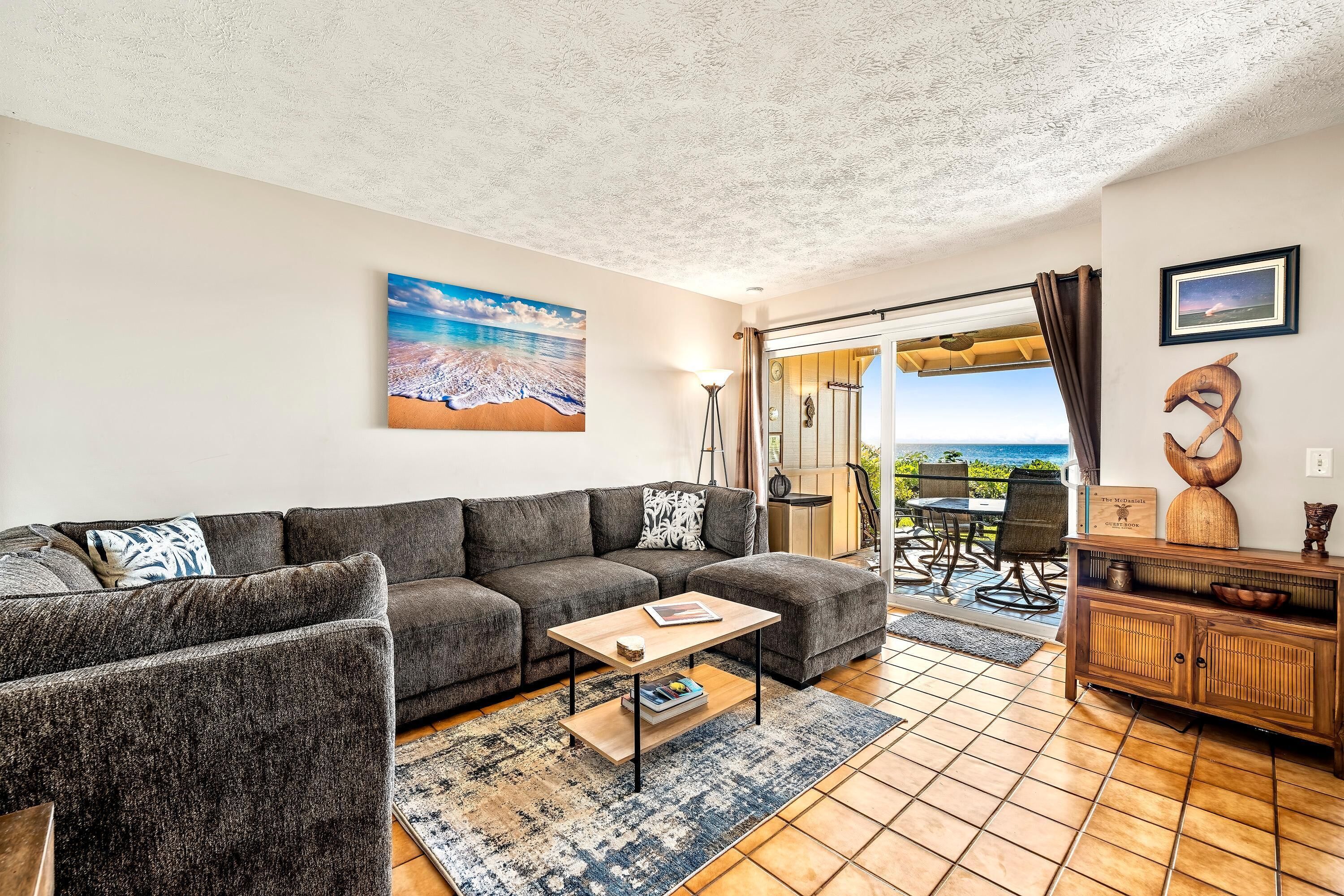 Kona Surf & Racquet Club