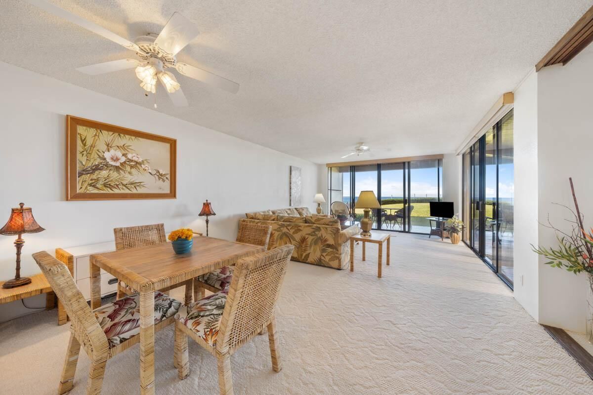 Kona Surf & Racquet Club