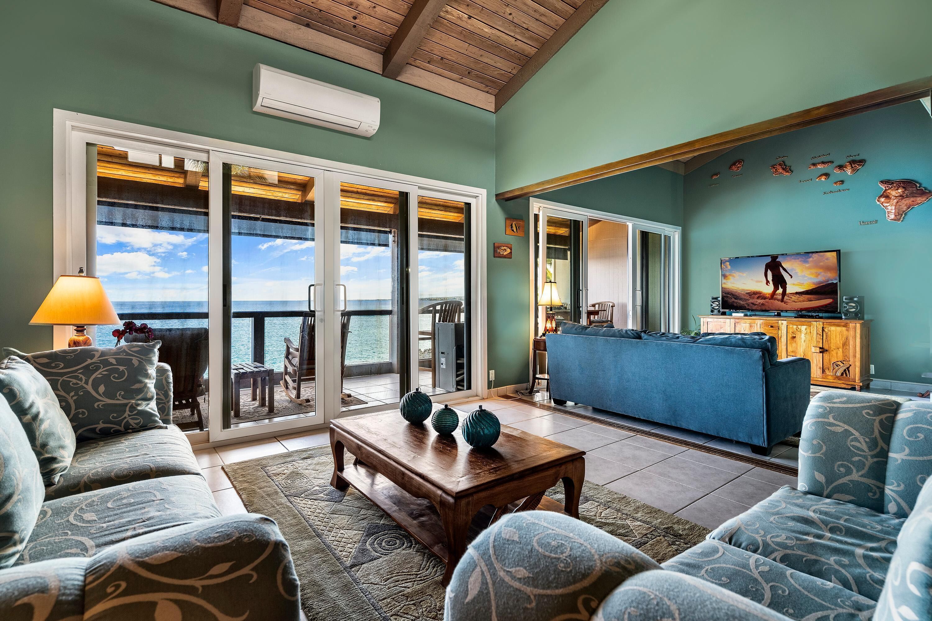 Kona Surf & Racquet Club