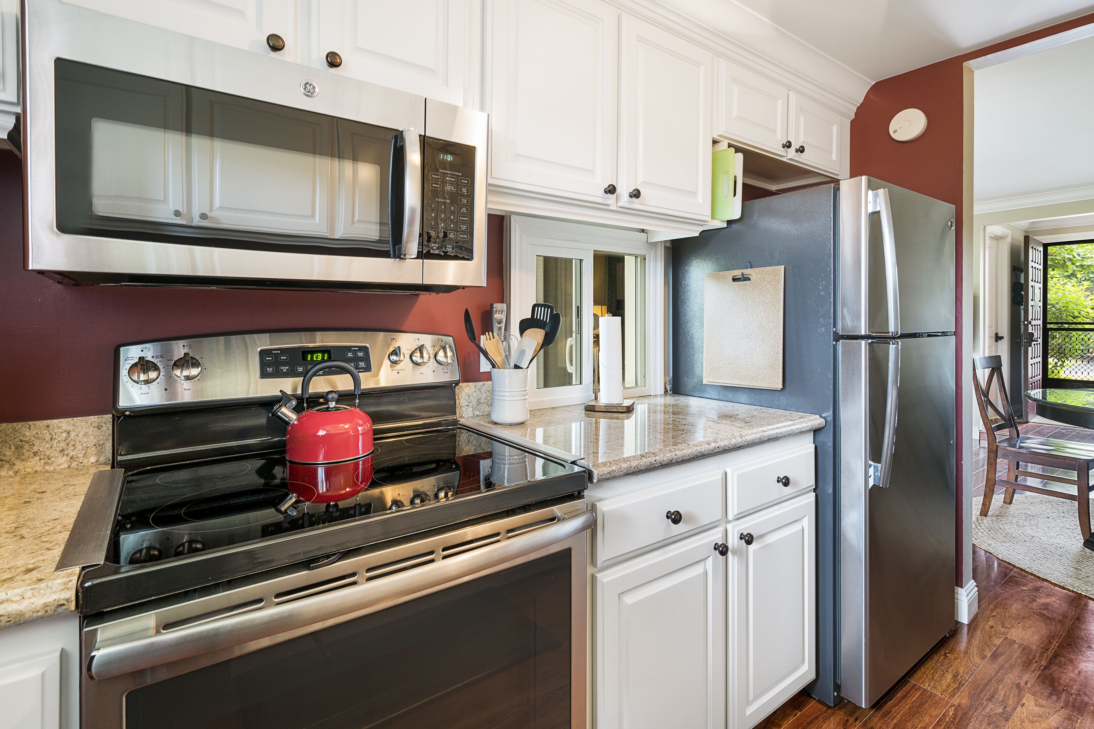 Kona Surf & Racquet Club