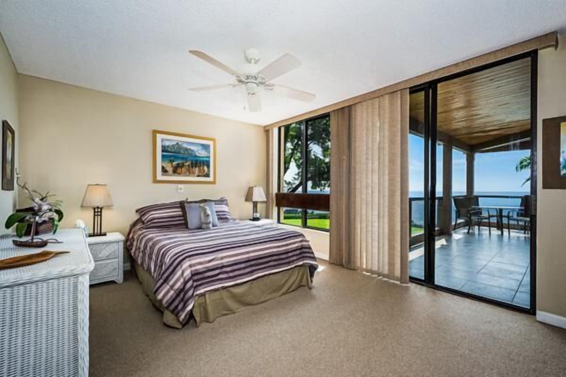 Kona Surf & Racquet Club