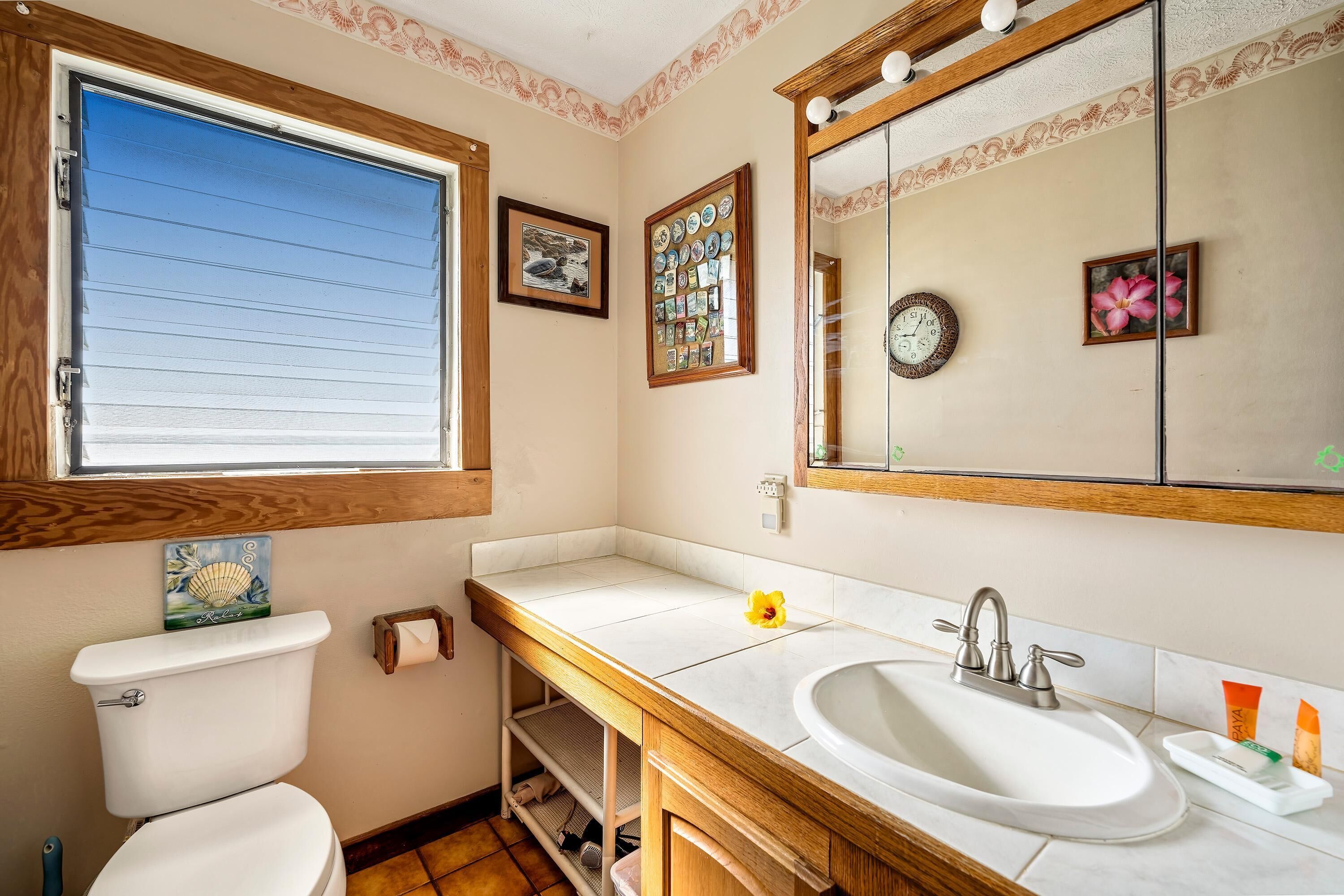 Kona Surf & Racquet Club