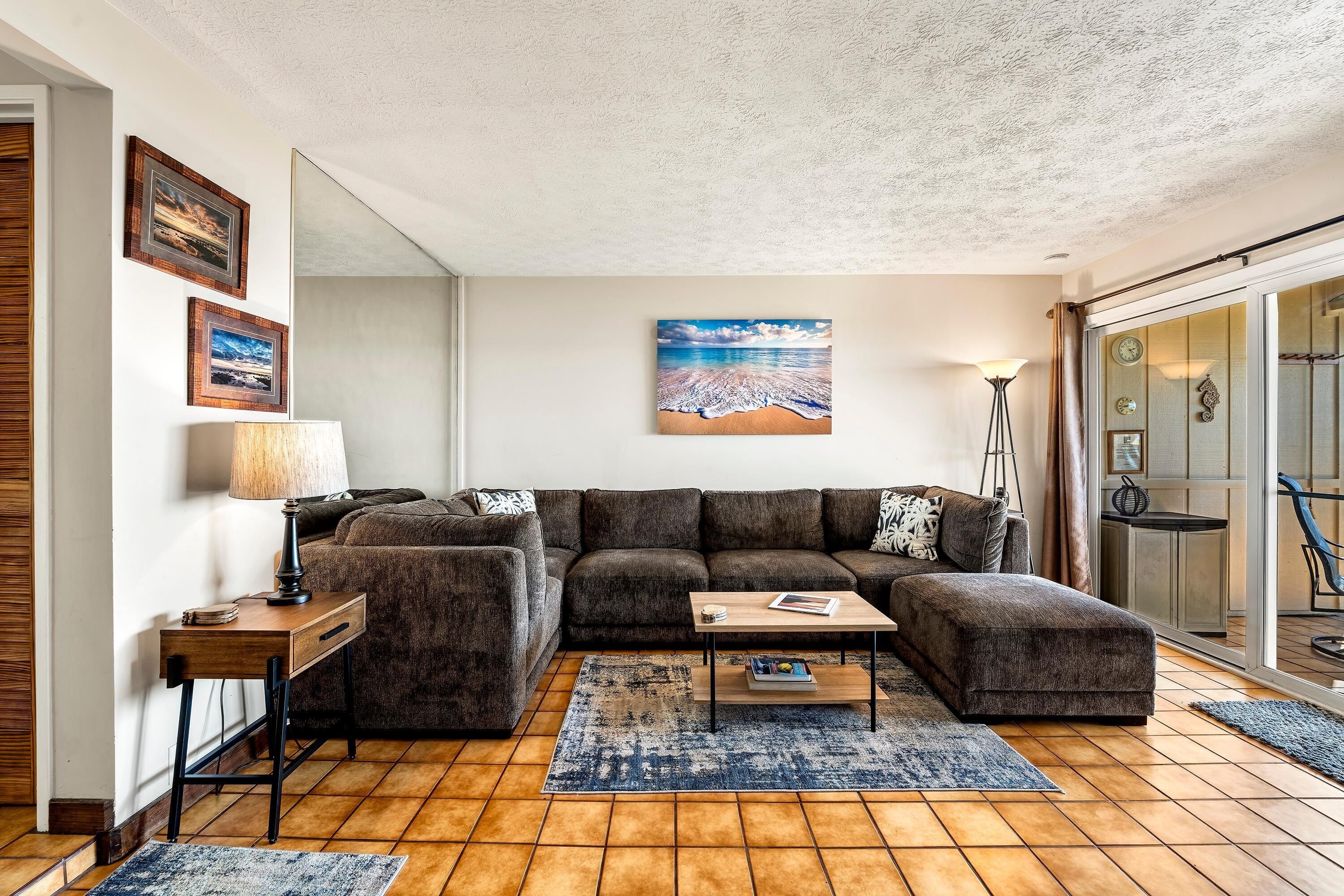 Kona Surf & Racquet Club