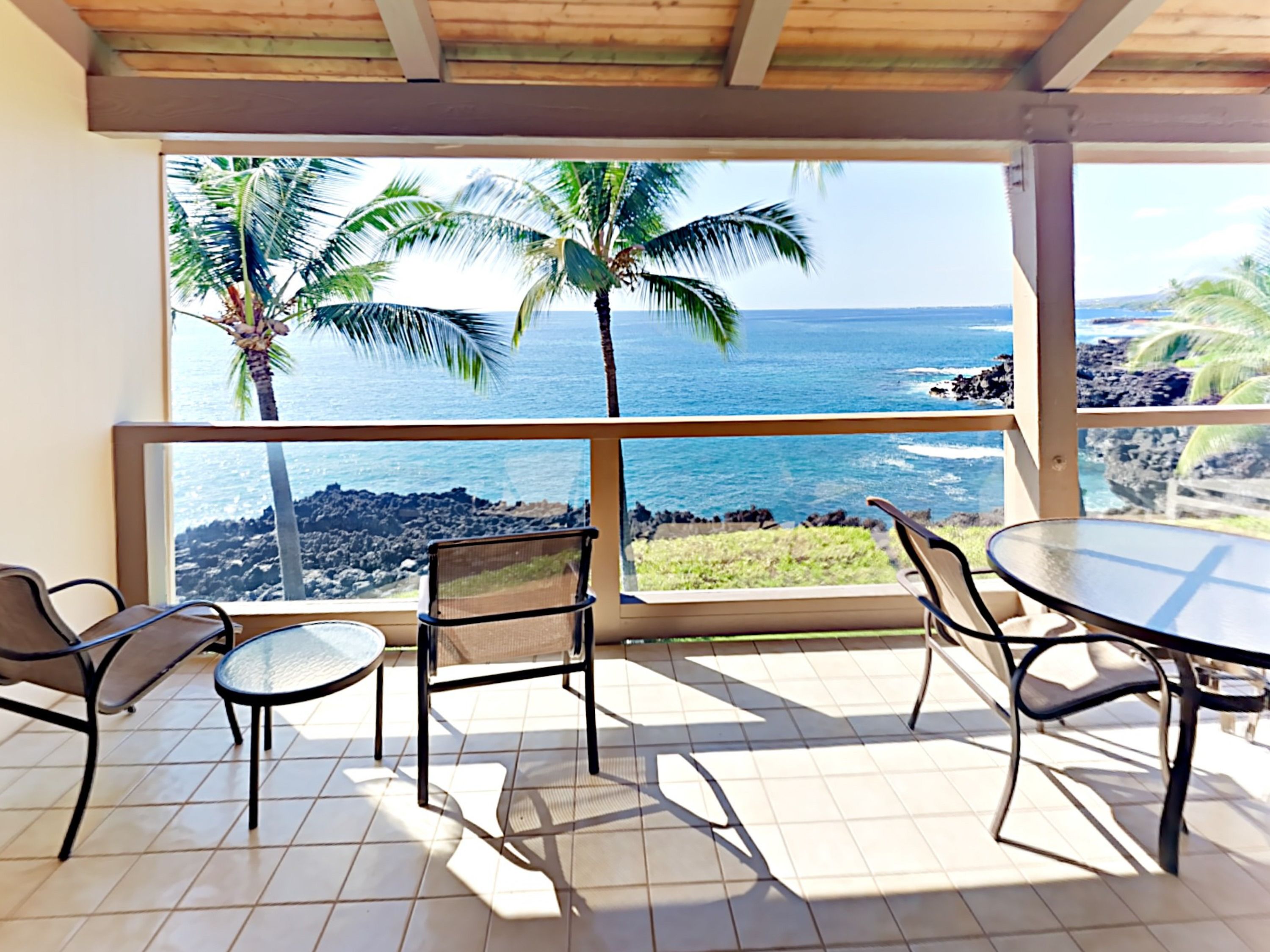 Kona Surf & Racquet Club