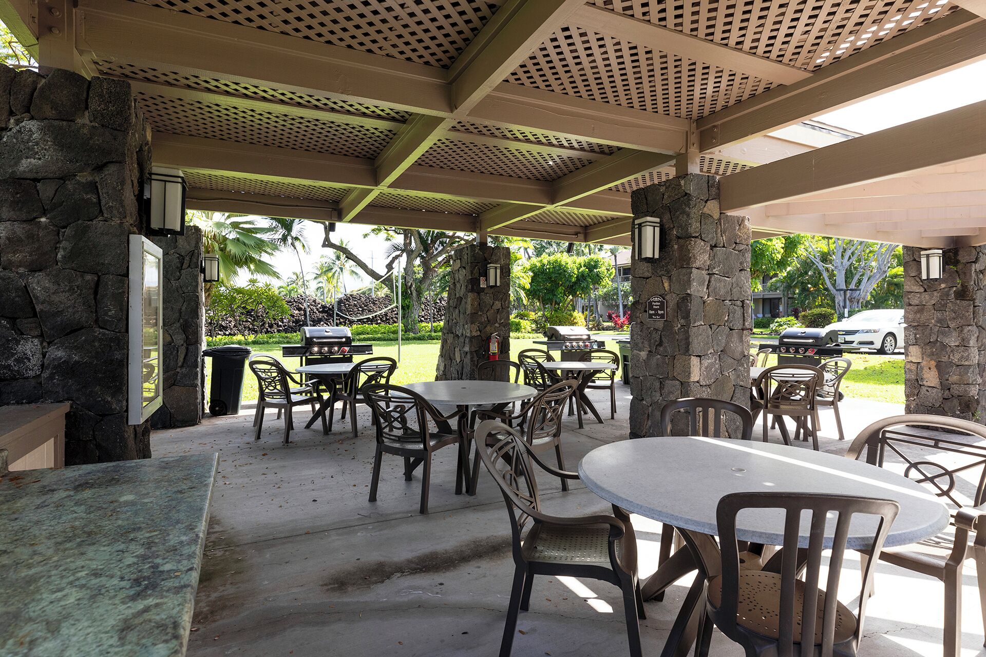 Kona Surf & Racquet Club