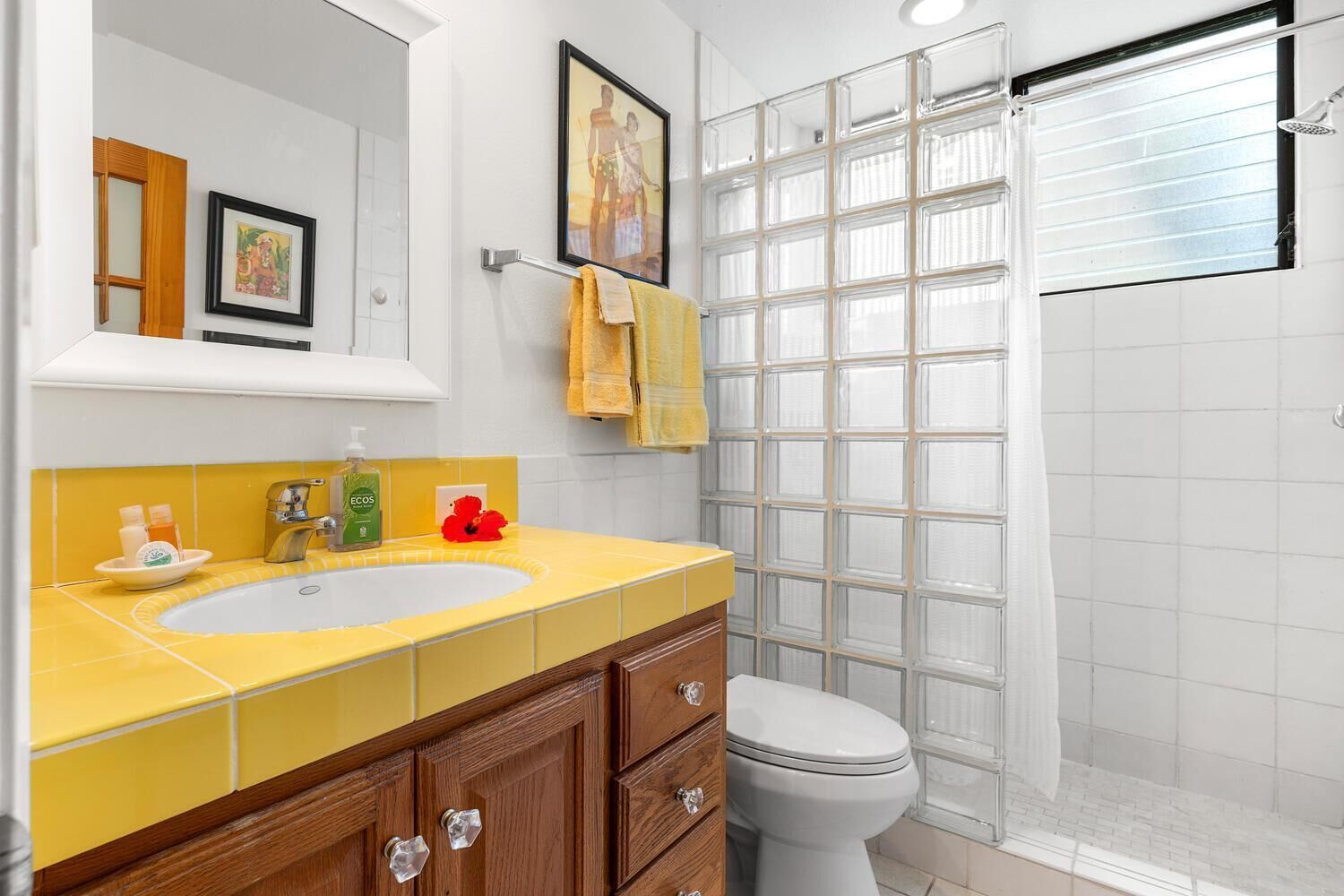 Kona Surf & Racquet Club