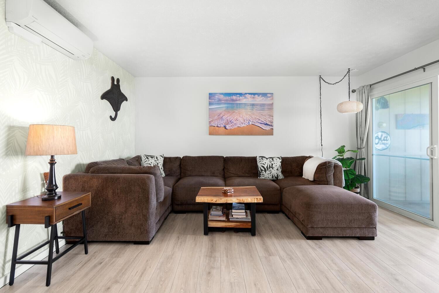 Kona Surf & Racquet Club