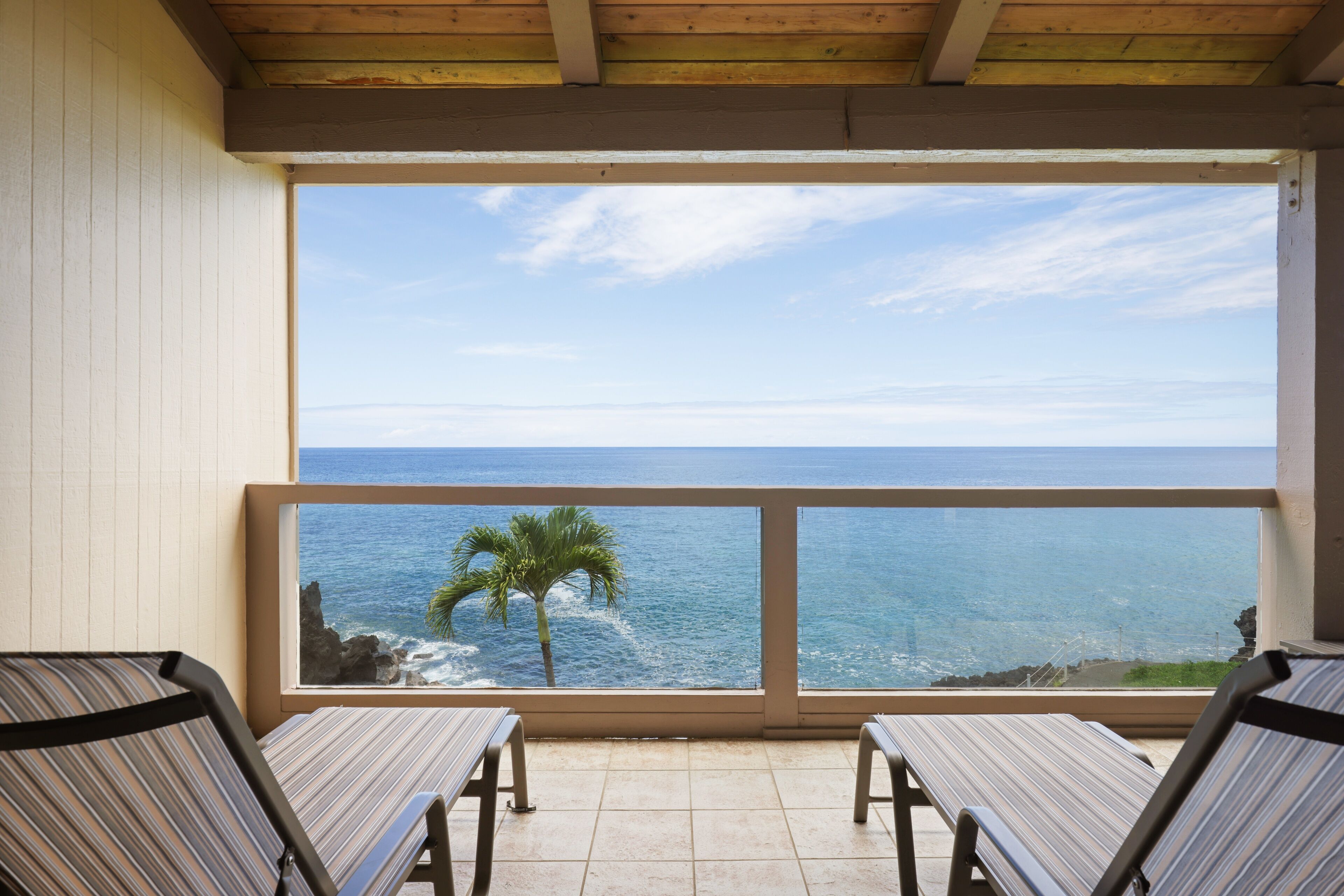 Kona Surf & Racquet Club