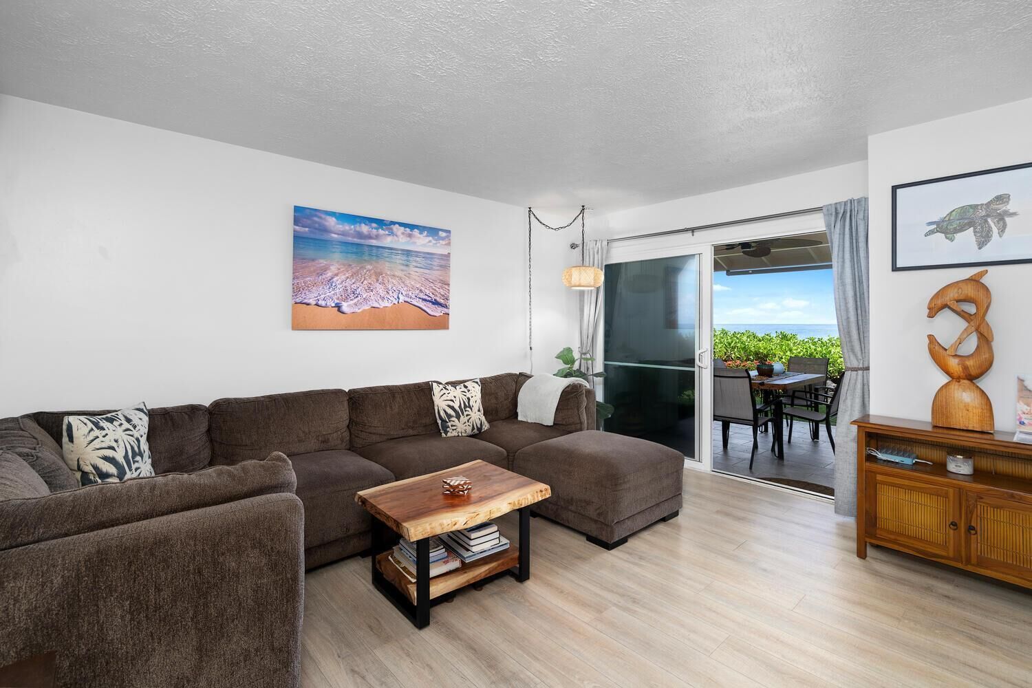 Kona Surf & Racquet Club